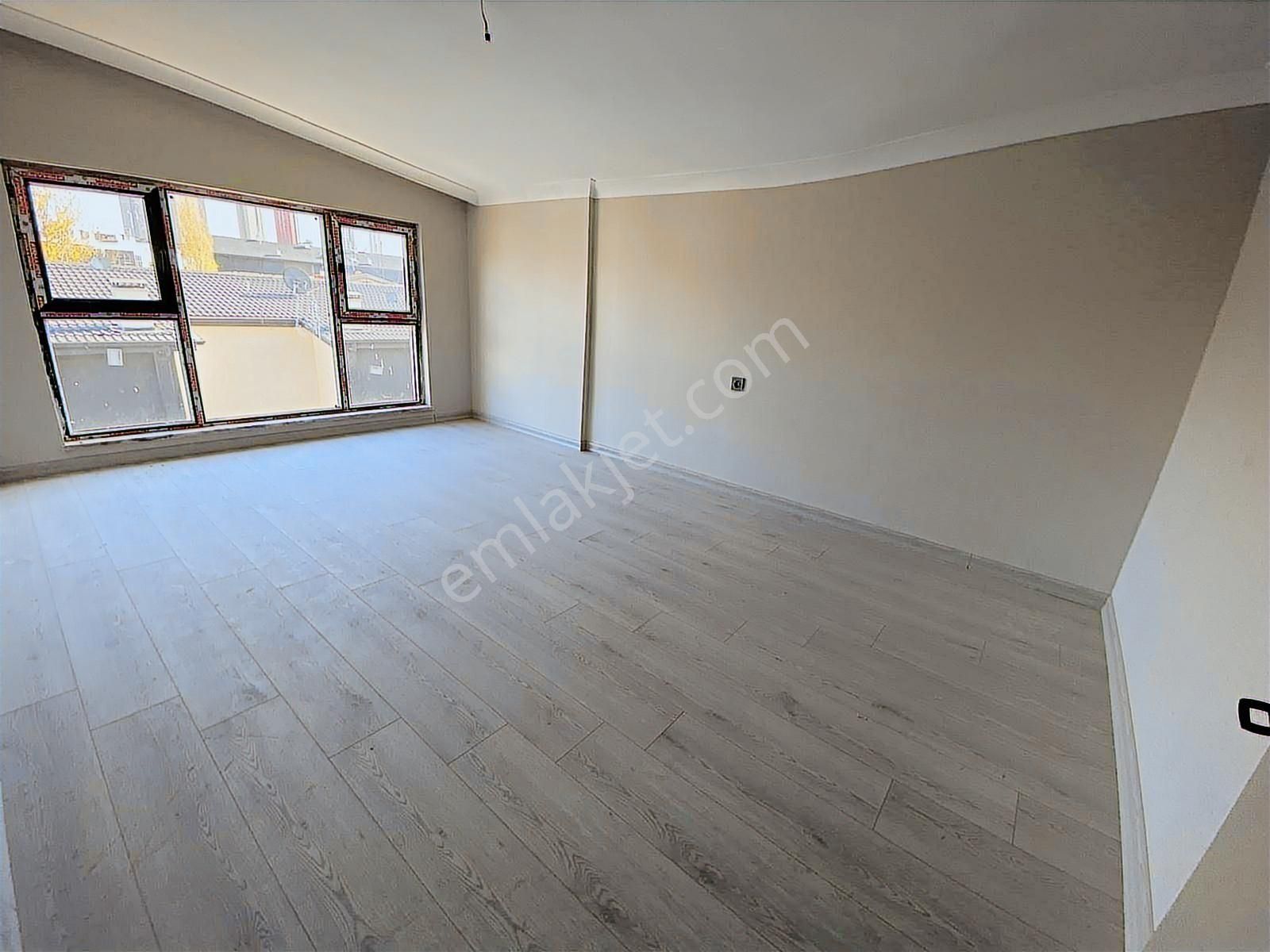 İncek Emlak'tan Sinema Ve Spor Salonlu Güvenlikli Sitede 2+1 - Görsel 18