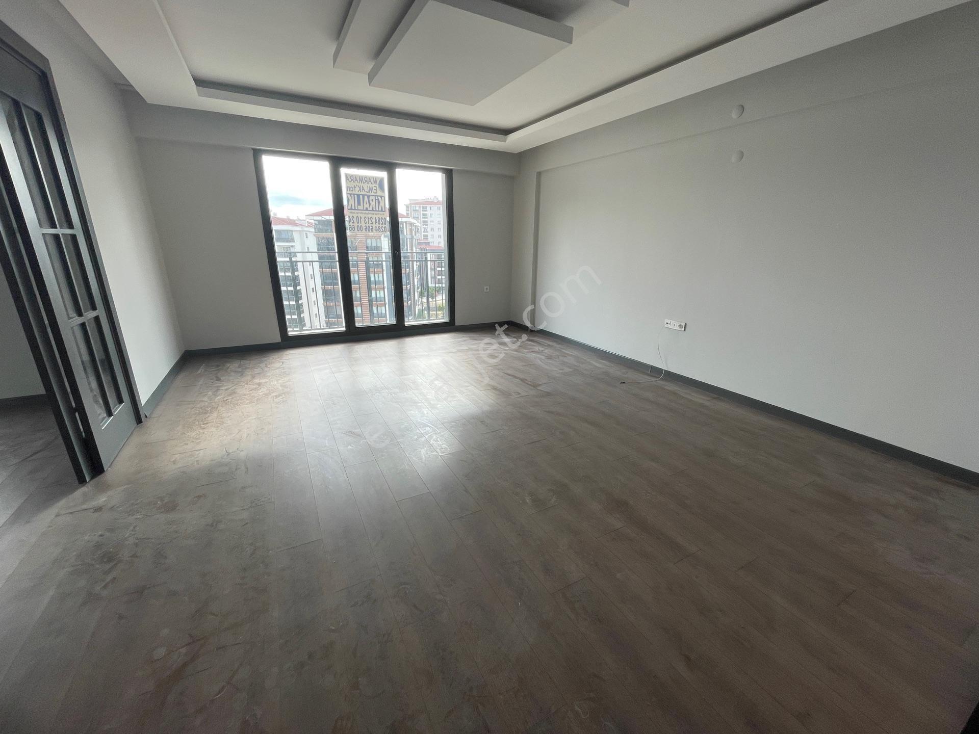 Marmara'dan Dörtkaya Mevki Modern Mimari 3+1 Kiralık Daire - Görsel 5