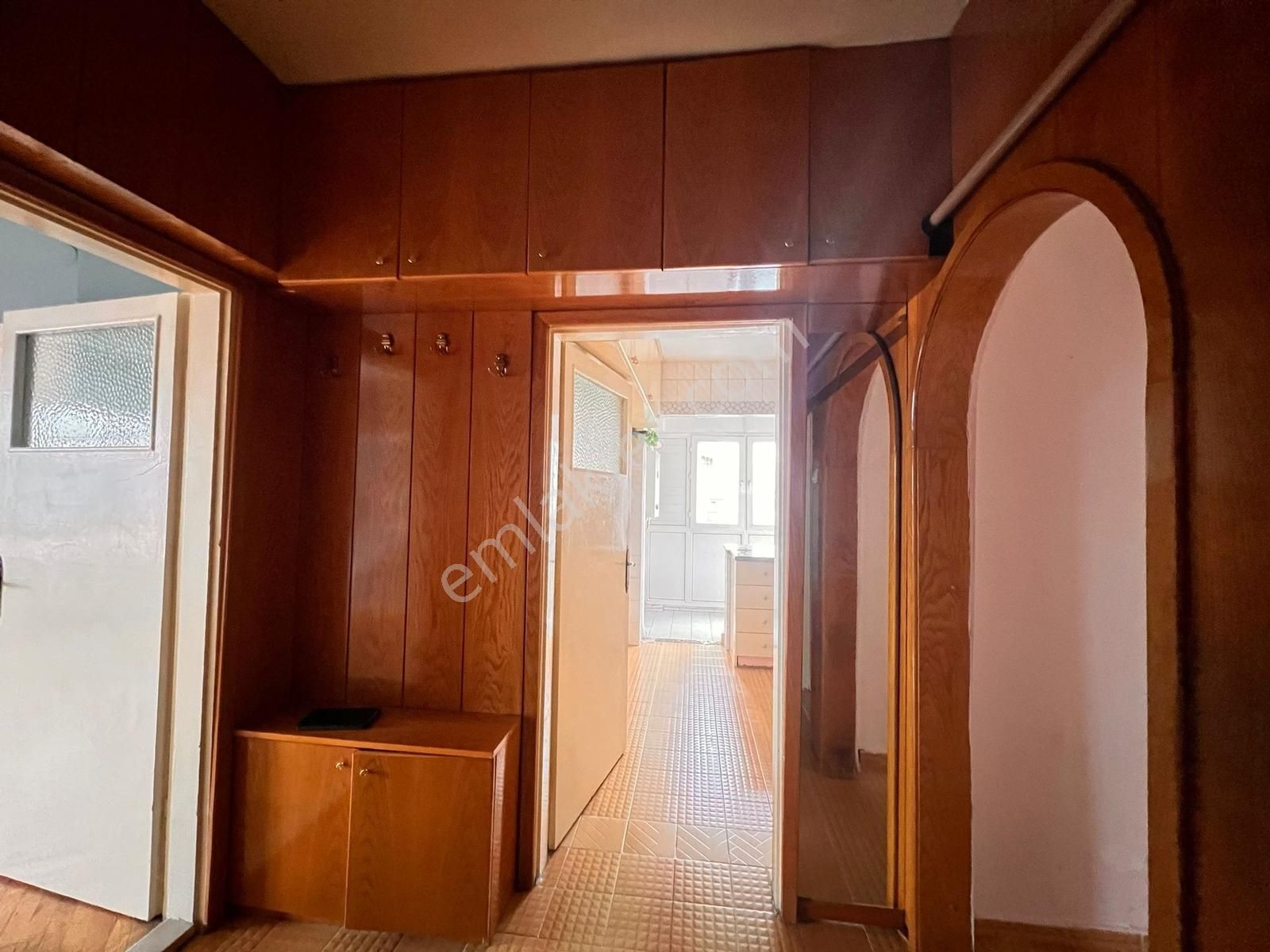 Kuyubaşı Metrosuna 5.dk Mesafede Ön Cephe 2.kat - Görsel 6