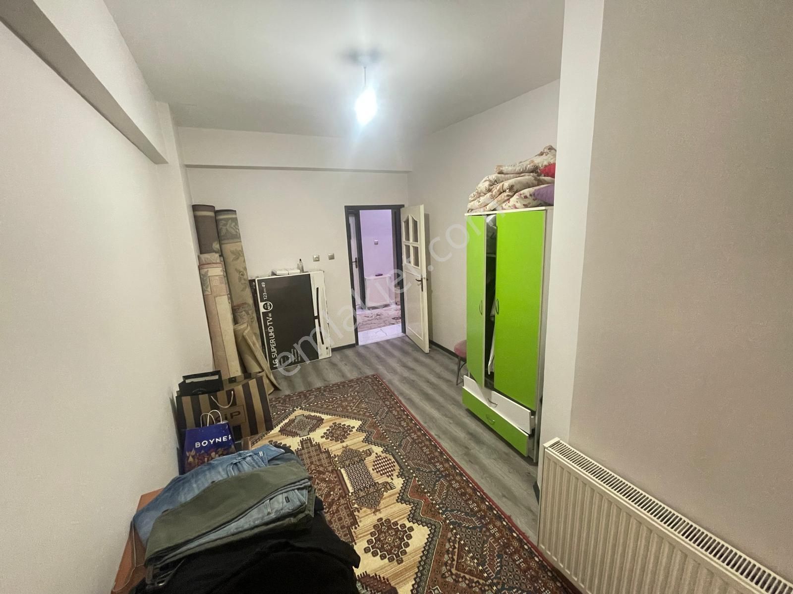 Vatan'dan Adnan Menderes Mahallesi Aktepe Stadı Yakını 2. Kat Konumunda Yüksek Giriş Yapılı 3+1 - Görsel 8