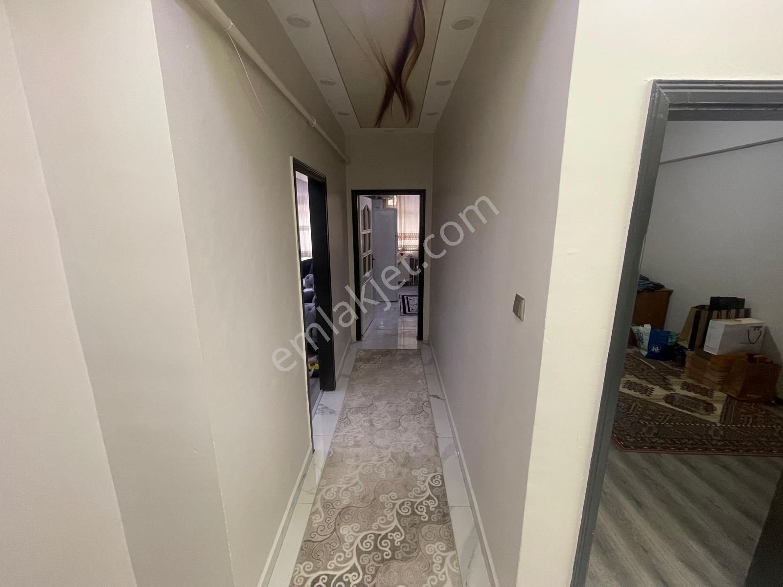 Vatan'dan Adnan Menderes Mahallesi Aktepe Stadı Yakını 2. Kat Konumunda Yüksek Giriş Yapılı 3+1 - Görsel 12