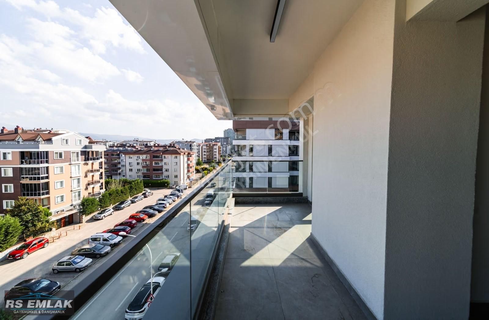 Lentus Özlüce ! Şehrin Tam Kalbinde Satılık Lüks 3+1 Daireler... - Görsel 2