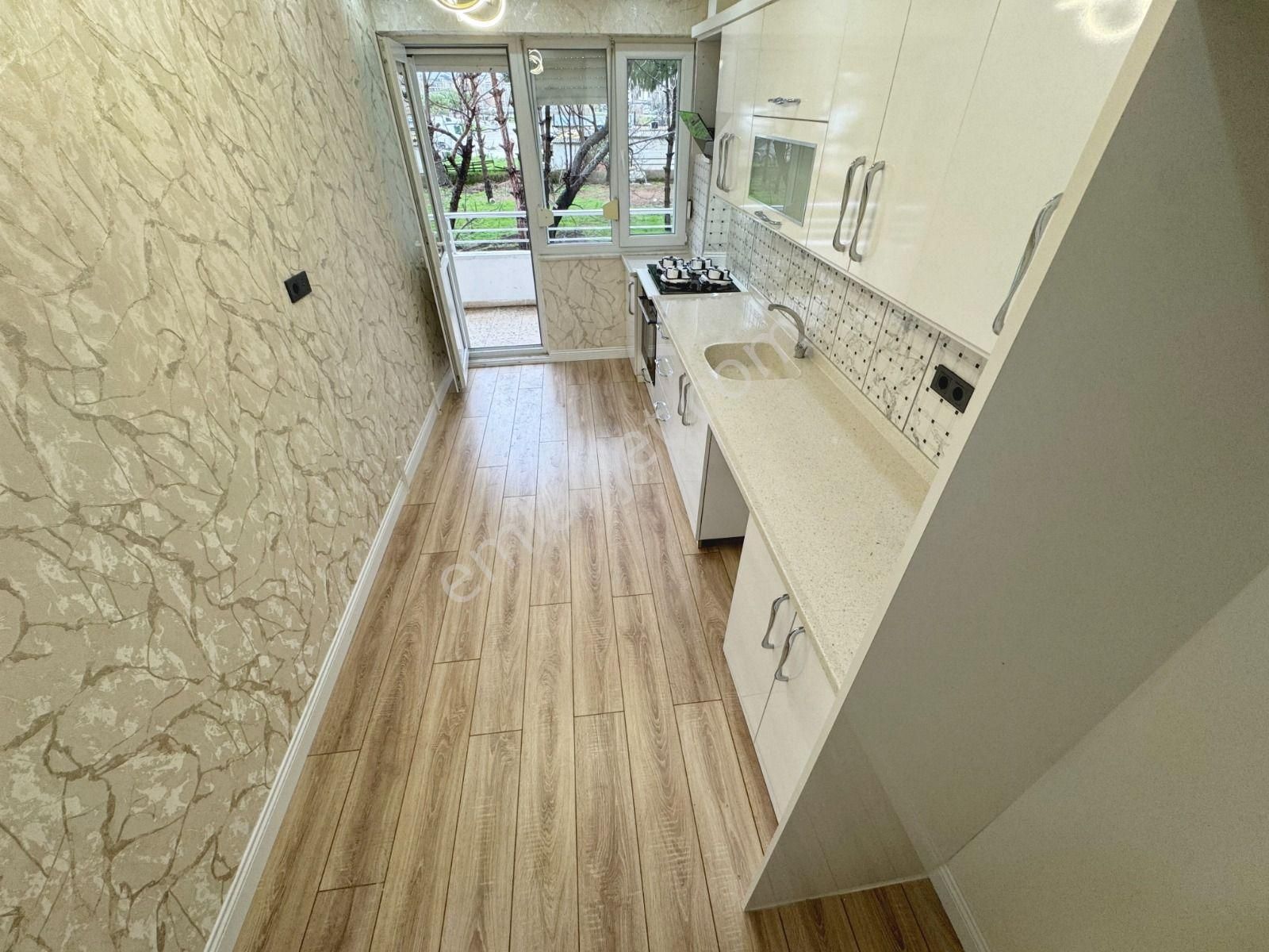 🔴 Güç Gayrimenkul'den Akçay'da Ara Kat Geniş Balkonlu Lüx Tasarımlı 2+1 Daire - Görsel 26