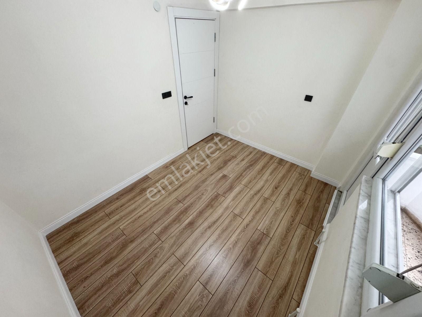 🔴 Güç Gayrimenkul'den Akçay'da Ara Kat Geniş Balkonlu Lüx Tasarımlı 2+1 Daire - Görsel 16