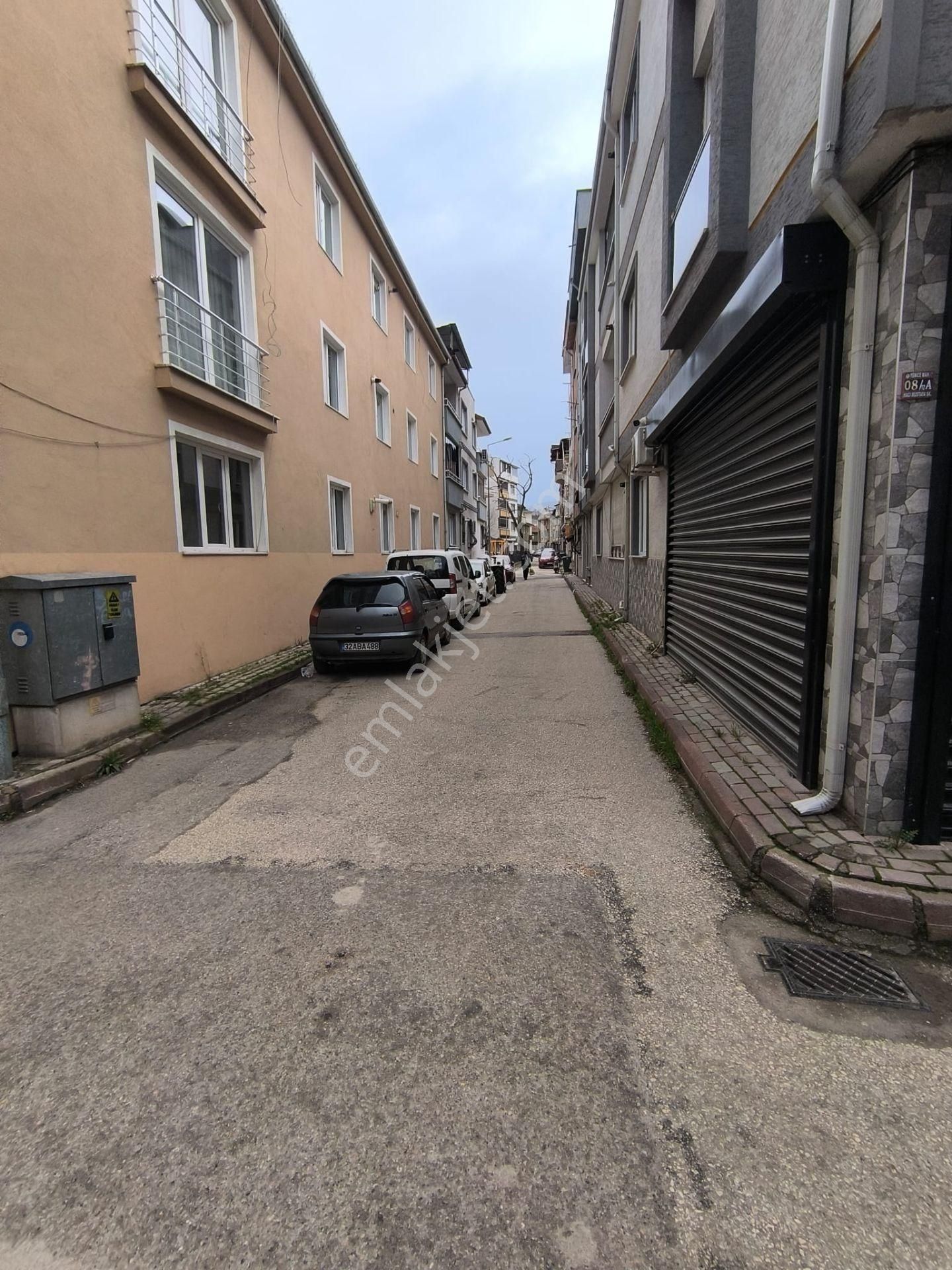 Kariyer'den Osmanbey Cad Arkası Köşe Bina Zemin Kat 3+1 Kiralık - Görsel 23