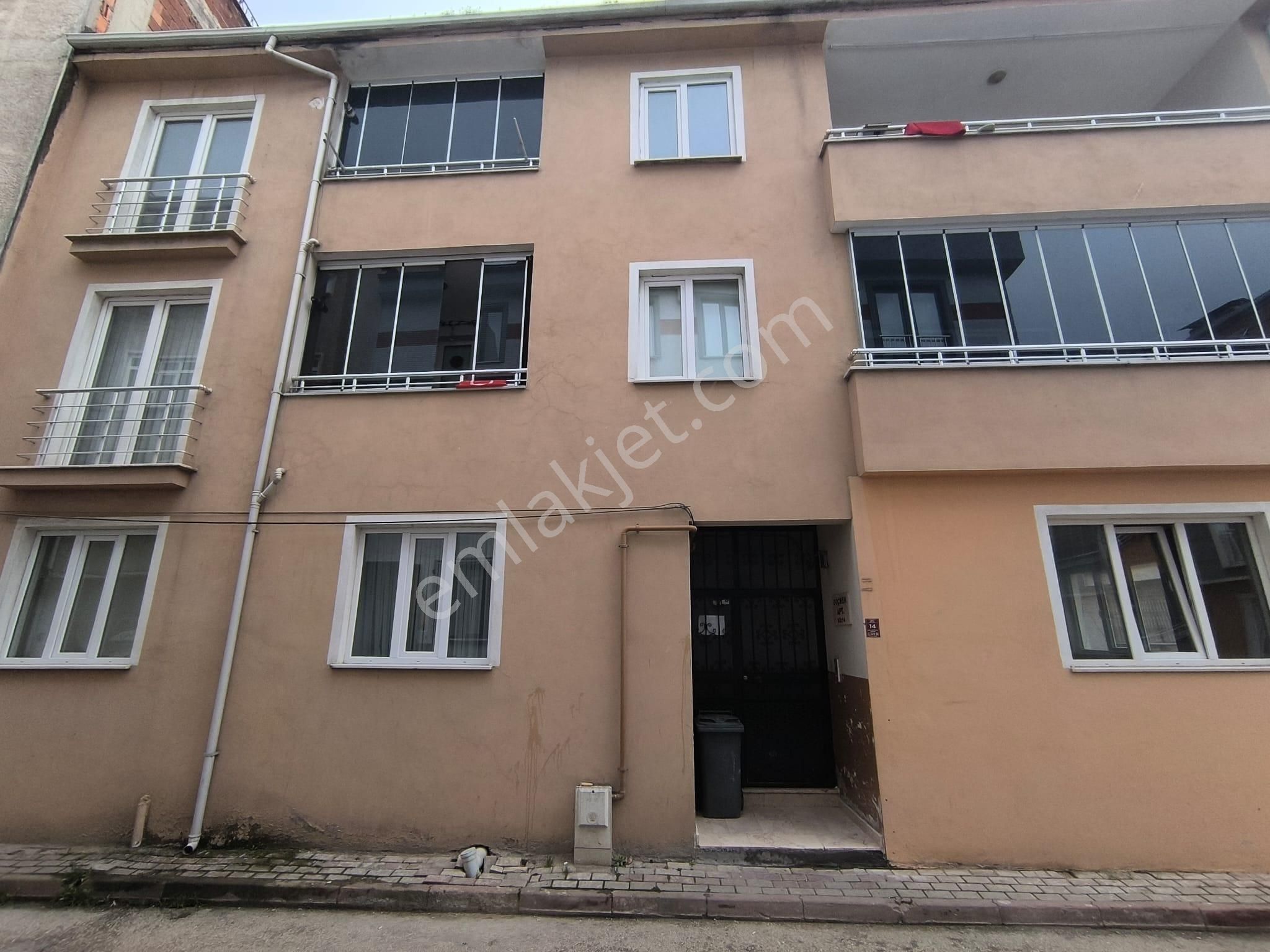 Kariyer'den Osmanbey Cad Arkası Köşe Bina Zemin Kat 3+1 Kiralık - Görsel 25