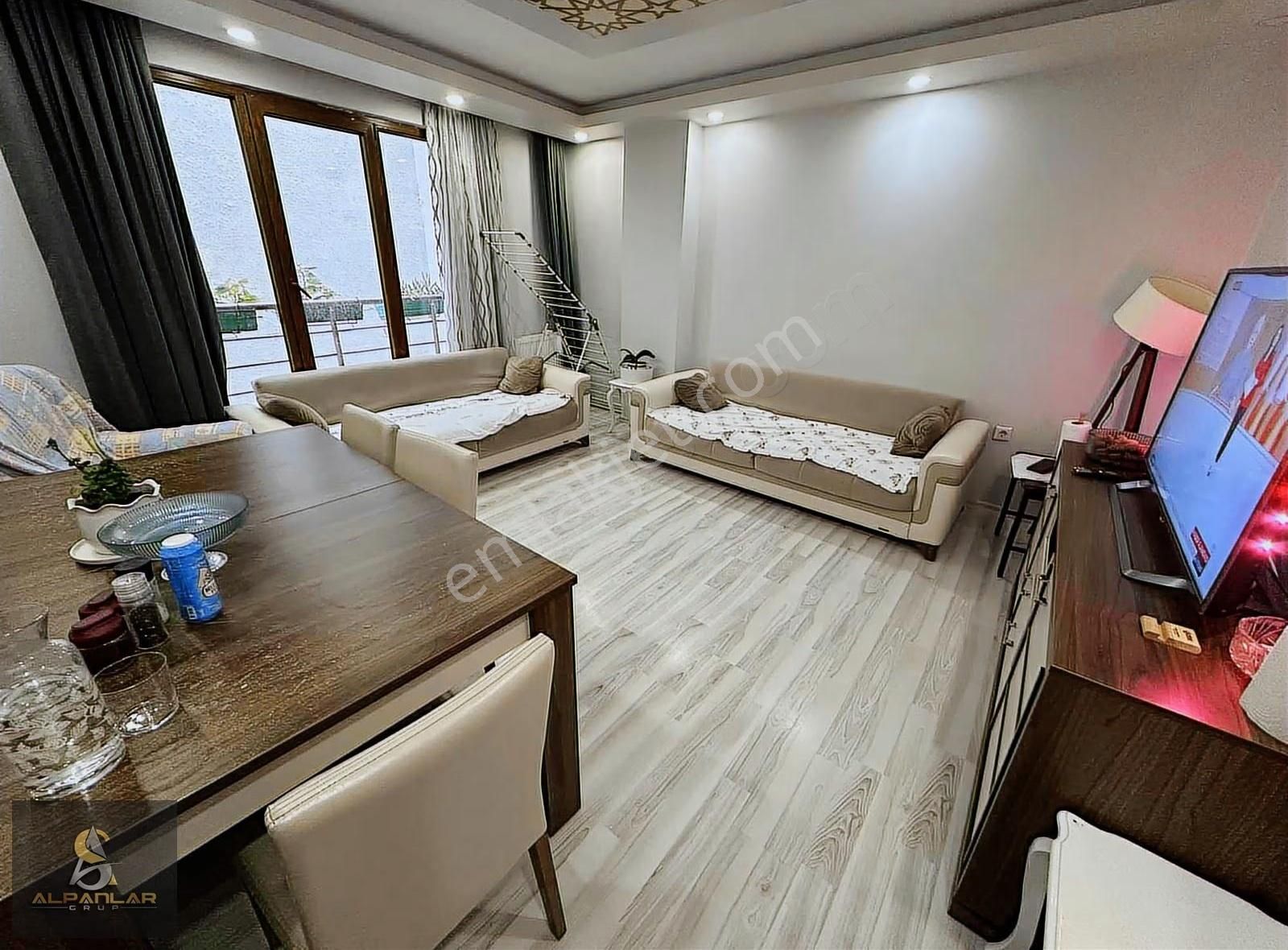 Alpanlar'dan İstasyon Mah 2+1 90m2 Satılık Yüksek Giriş