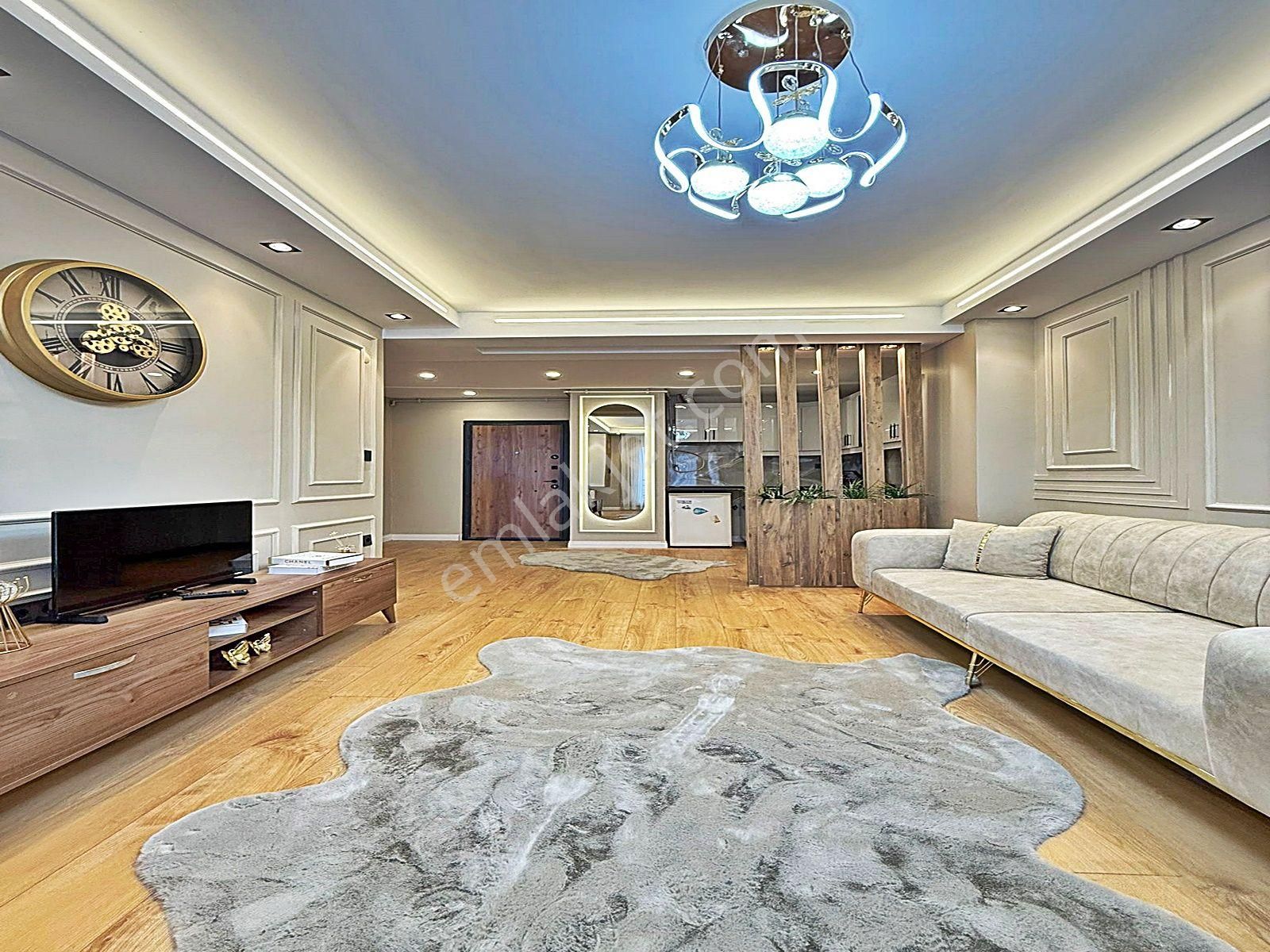 Göl Manzaralı Metrobüse Yürüme Mesafesinde 1+1 Full Eşyalı Lüks Daire !!! - Görsel 32