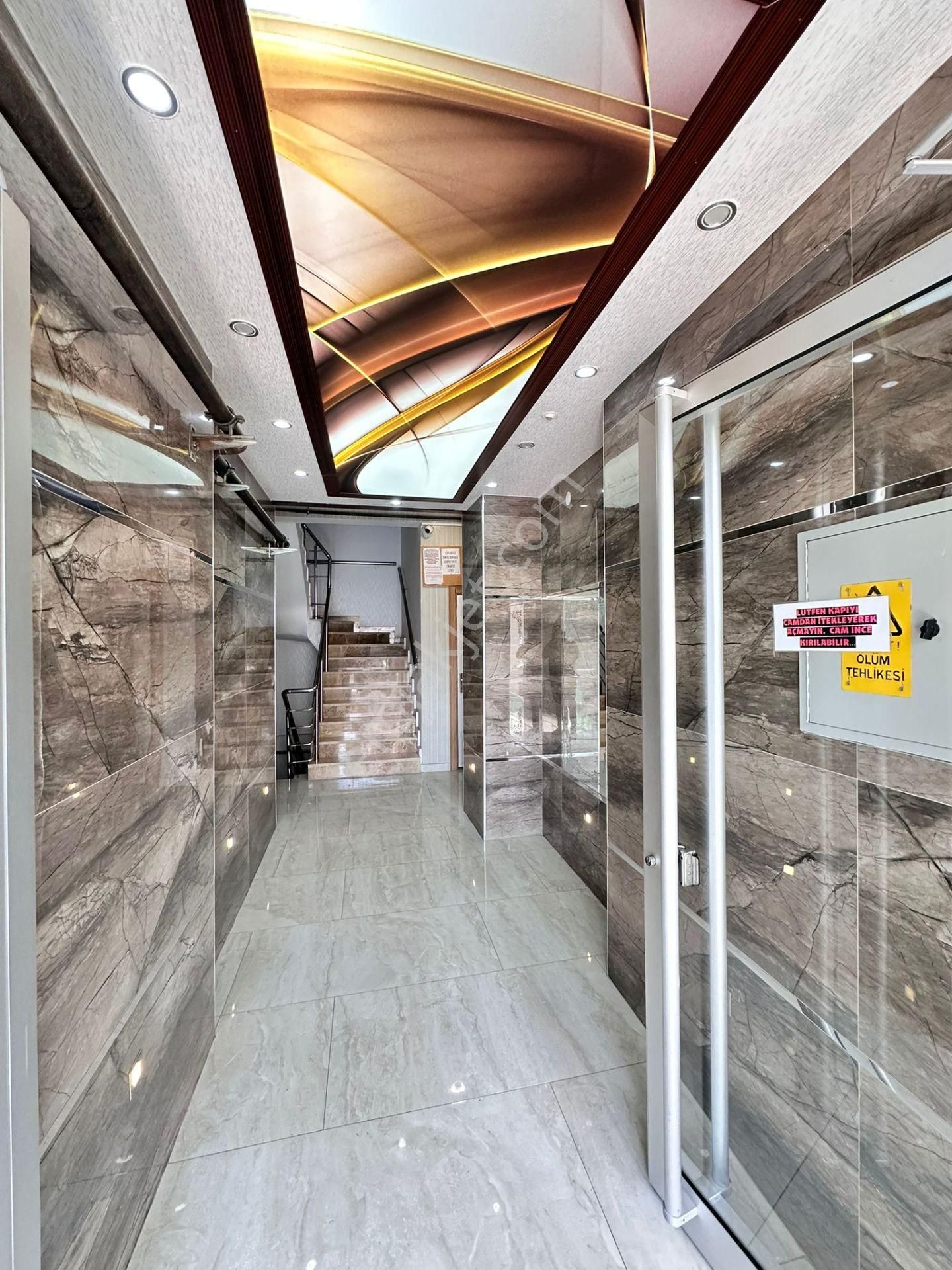 Vatan'dan Bademlik'te Cadde Yakını Yeni Bina Giriş Kat Balkonlu Masrafsız Yapılı Satılık 2+1 - Görsel 5