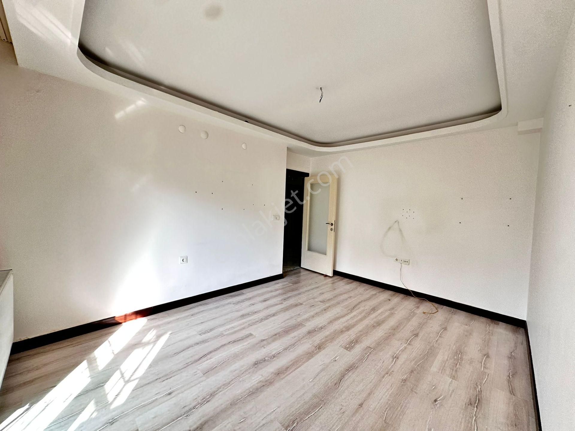 Vatan'dan Bademlik'te Cadde Yakını Yeni Bina Giriş Kat Balkonlu Masrafsız Yapılı Satılık 2+1 - Görsel 12