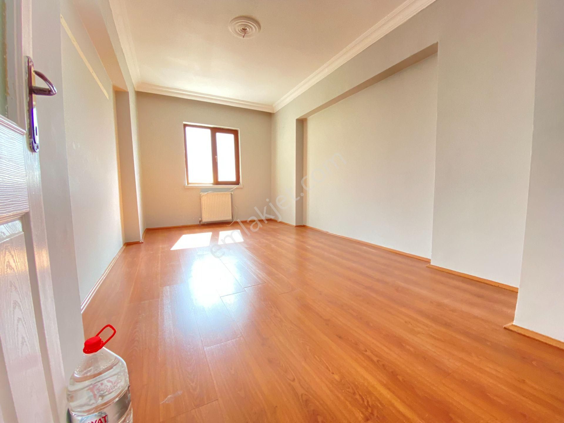 Gökçe Emlak'tan Sarayda Sitede Geniş 4+1 Asansörlü Güney.c Daire - Görsel 11