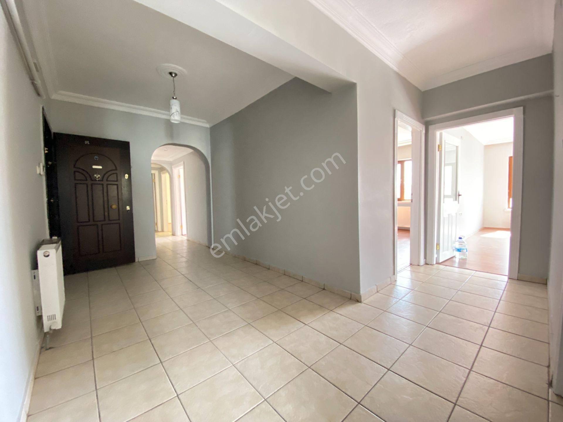 Gökçe Emlak'tan Sarayda Sitede Geniş 4+1 Asansörlü Güney.c Daire - Görsel 19
