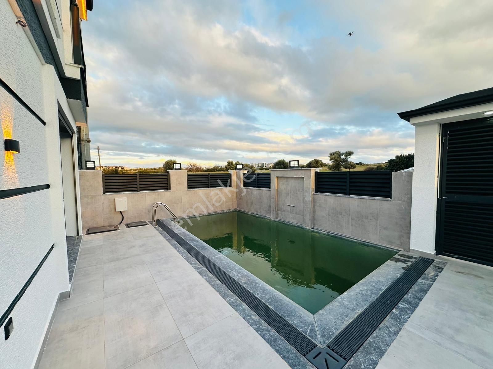 Didim’de Muhteşem Tam Müstakil 4+1 Havuzlu Lüks Villa - Görsel 16