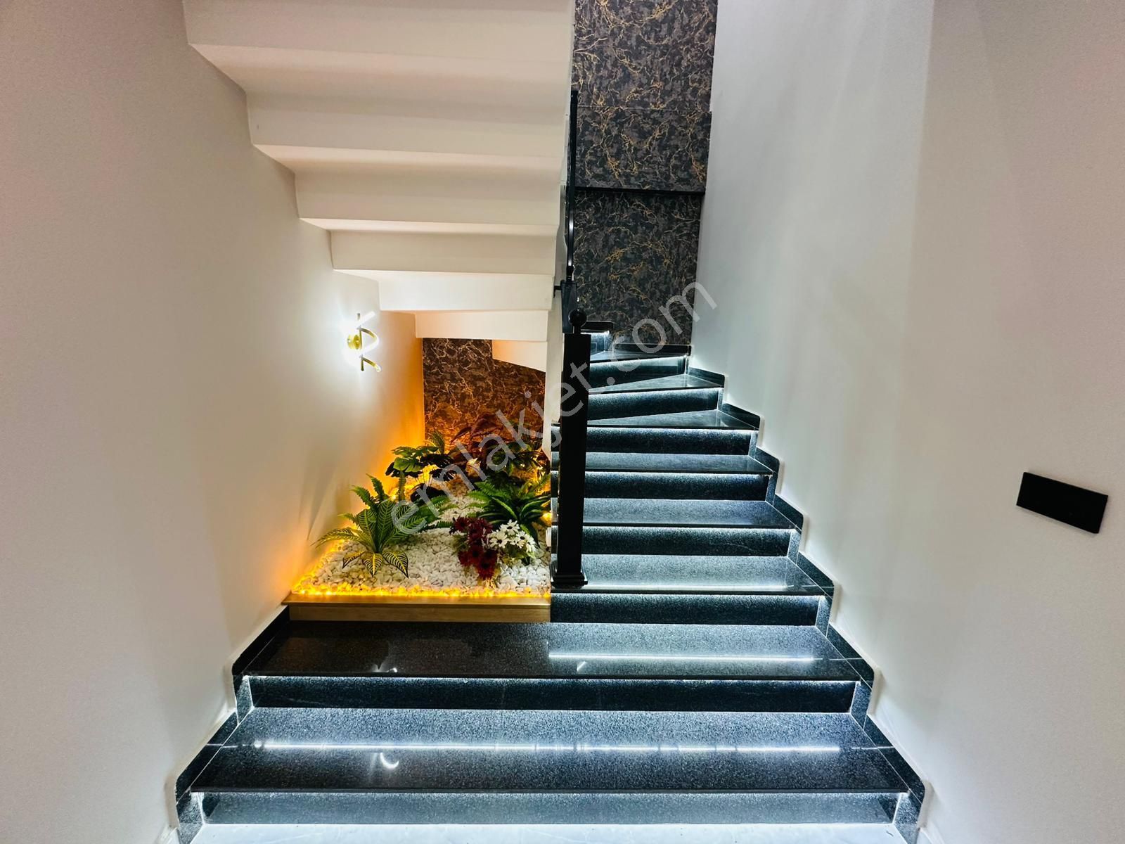 Didim’de Muhteşem Tam Müstakil 4+1 Havuzlu Lüks Villa - Görsel 5