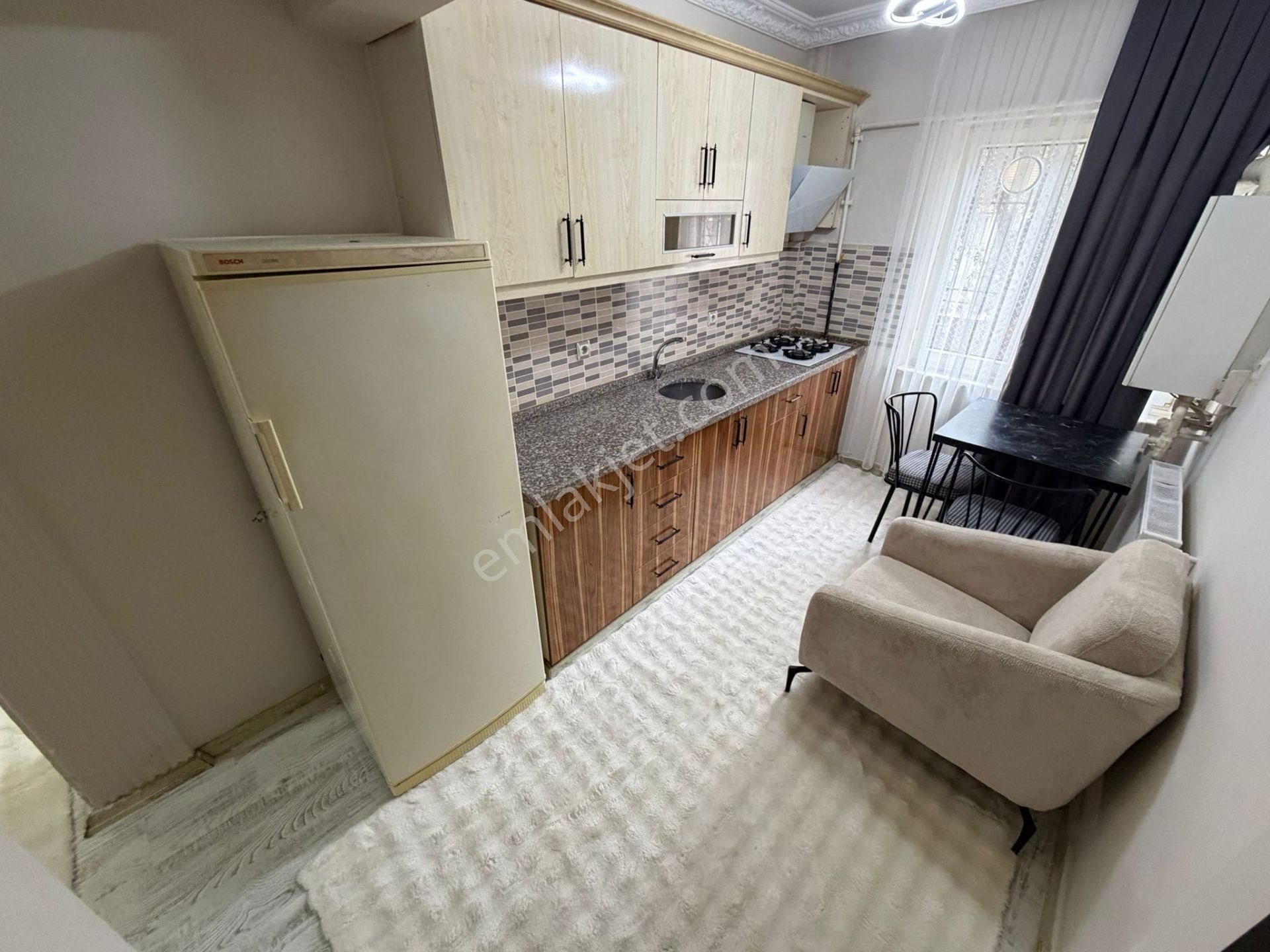 Kınıklı Mevki Sıfır Eşyalı Foruma Yakın Uygun Yatırımlık 1+1