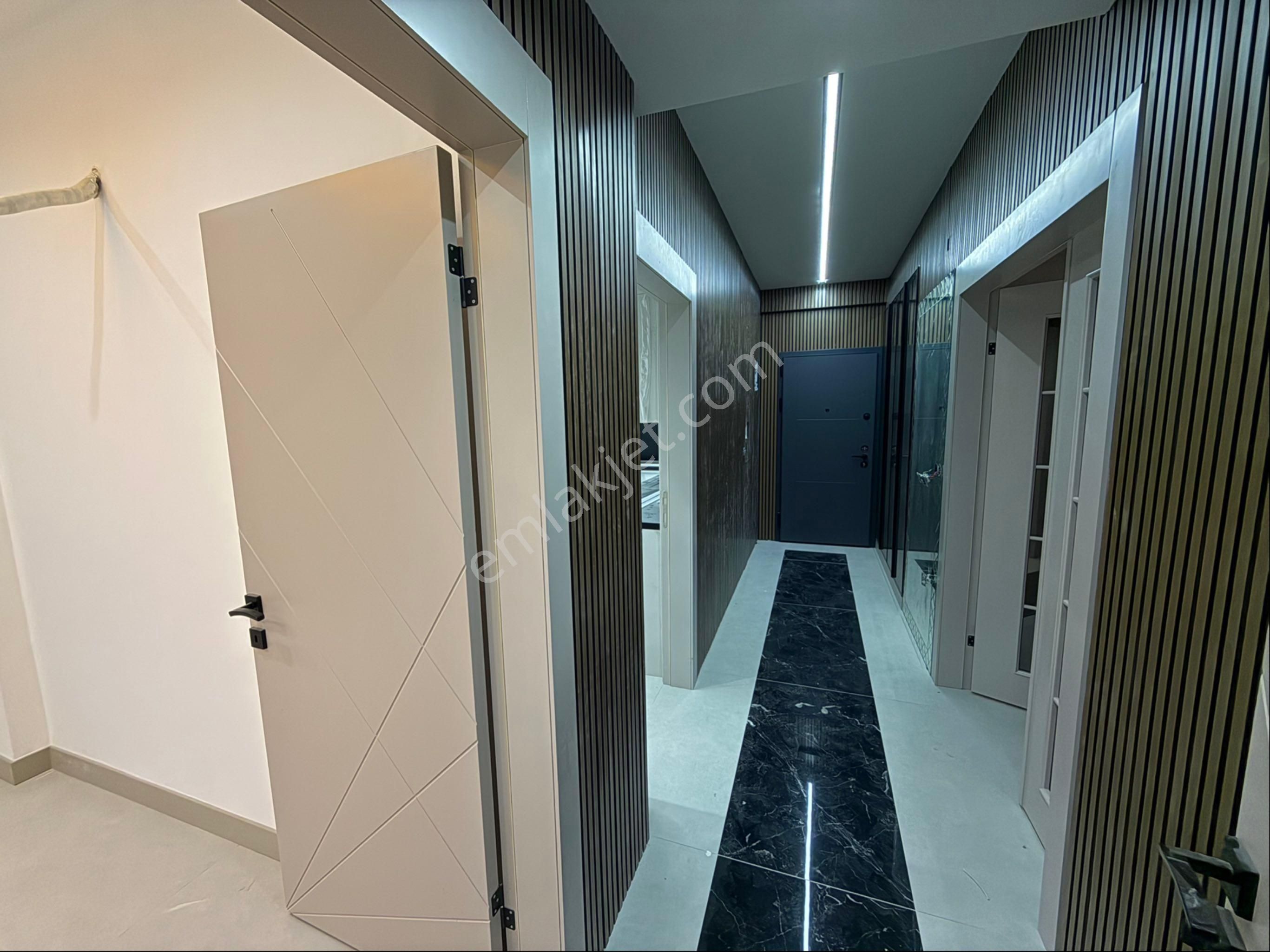 Kuşadası Satılık 550 Metre² Arsa Içınde Tek Müstakıl Özel Havuzu 4 + 1 Vılla - Görsel 9