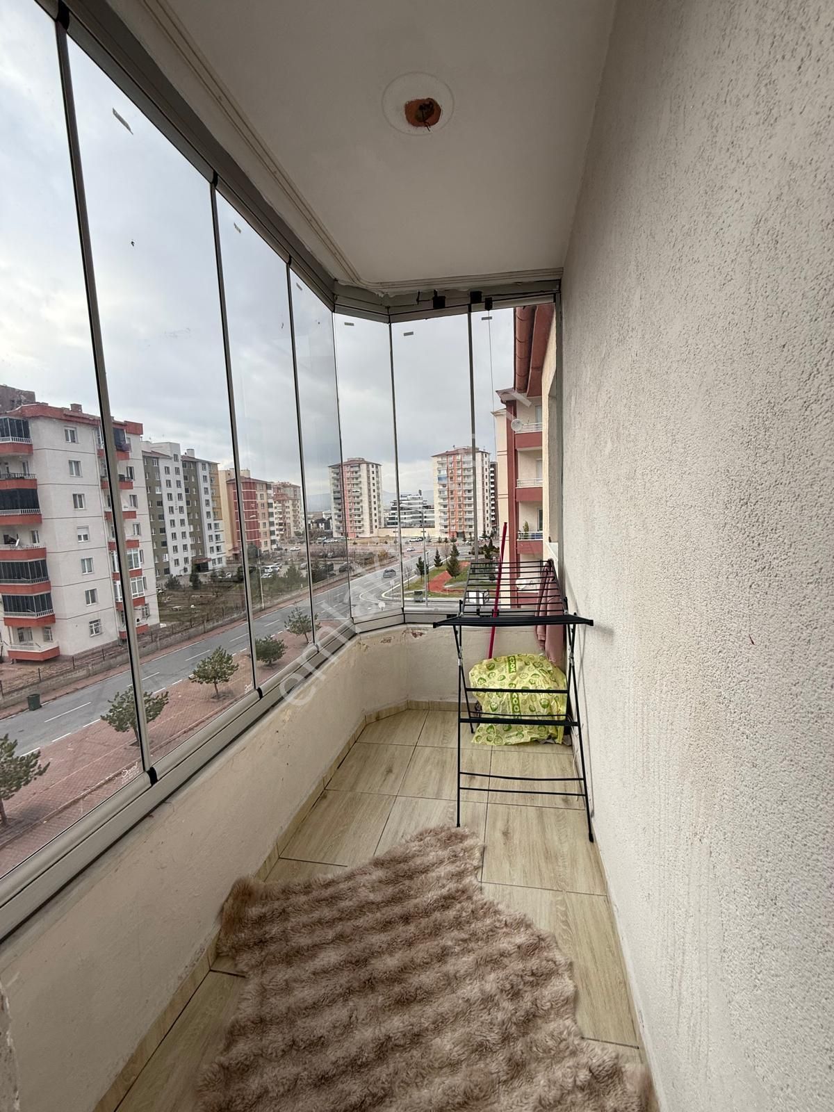 Elisa Gyo/serkent Bahçelievler Mahallesinde 3+1 Kombili Satılık Son Kat Daire - Görsel 5