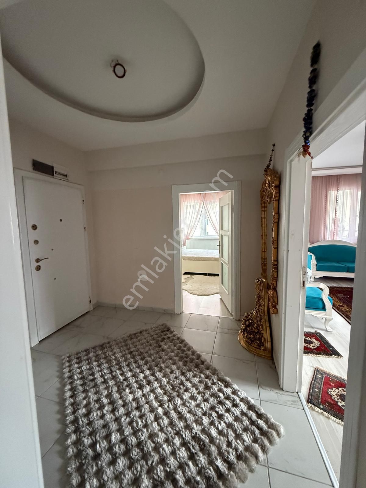 Elisa Gyo/serkent Bahçelievler Mahallesinde 3+1 Kombili Satılık Son Kat Daire - Görsel 3