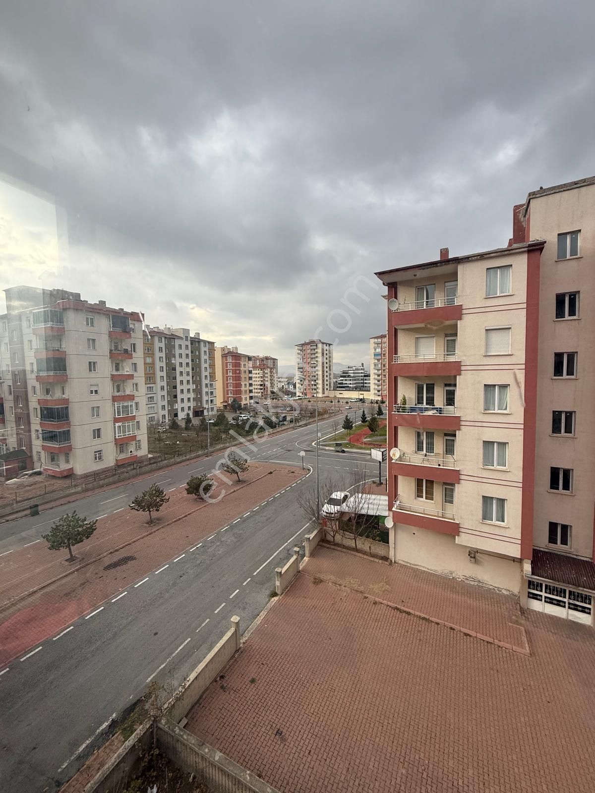 Elisa Gyo/serkent Bahçelievler Mahallesinde 3+1 Kombili Satılık Son Kat Daire - Görsel 6