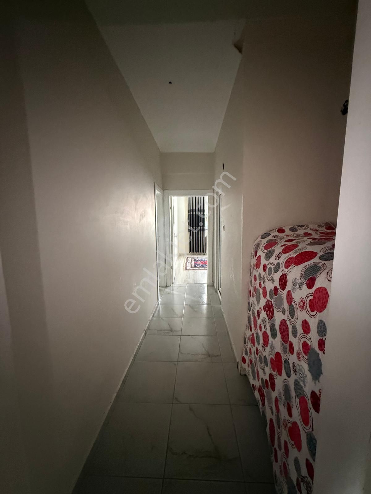 Elisa Gyo/serkent Bahçelievler Mahallesinde 3+1 Kombili Satılık Son Kat Daire - Görsel 15