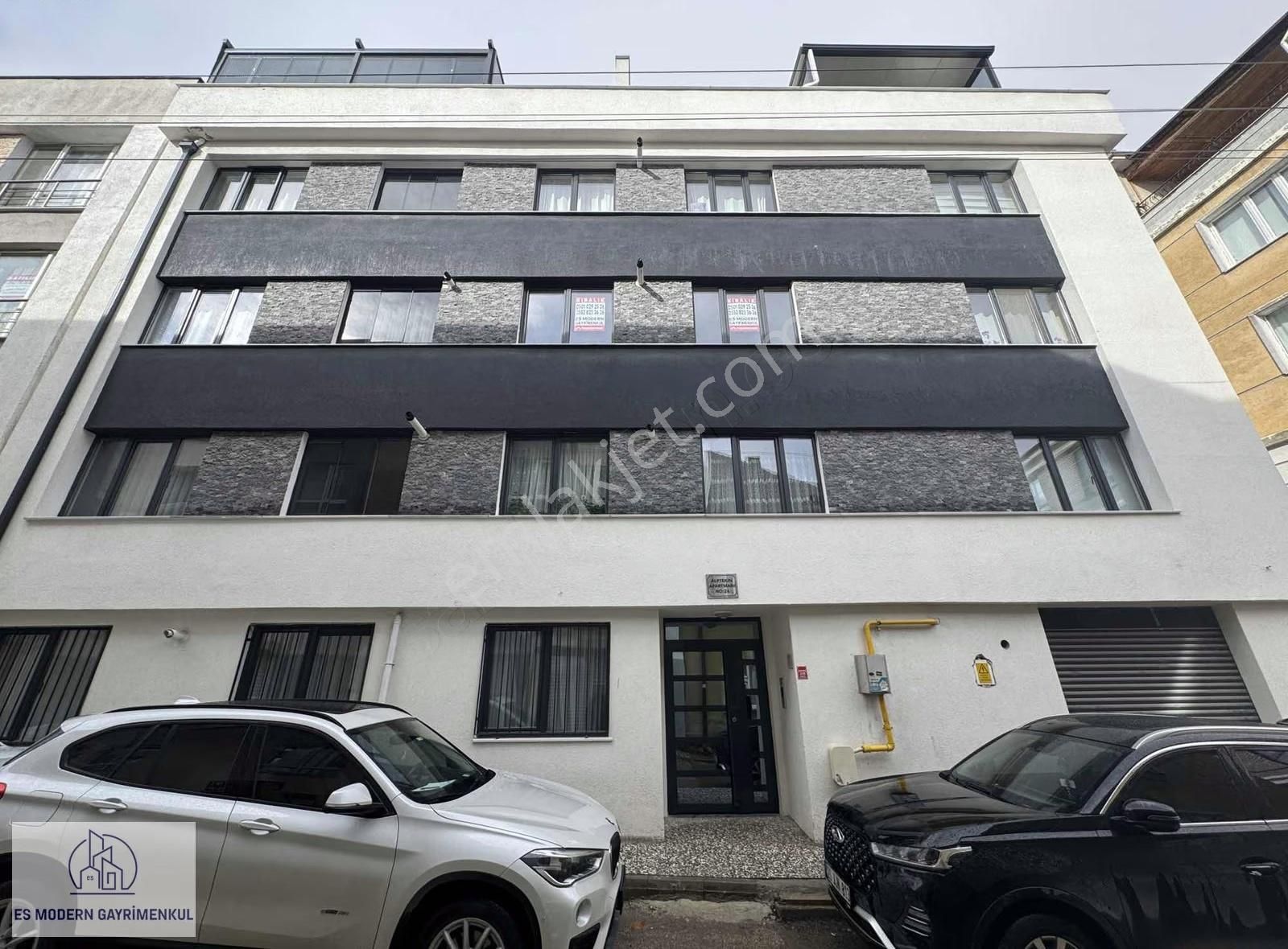 Çamlıca Mh. Gündüz Ökçün Bulvarı Dibinde Temiz , 1+1 Daire - Görsel 11