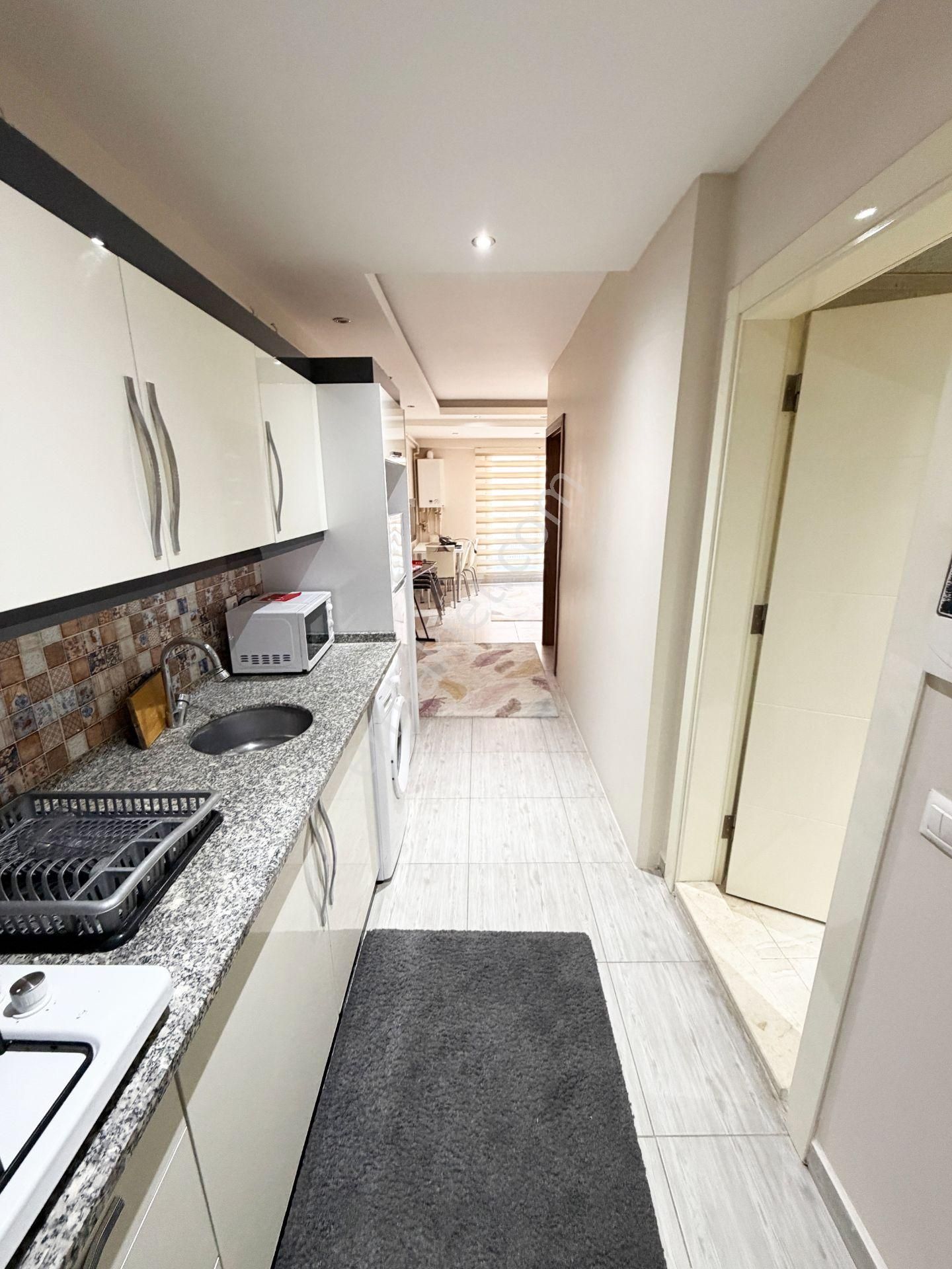 Atalar’da Arakat Klimalı Asansörlü 1+1 Full Eşyalı Daire - Görsel 5