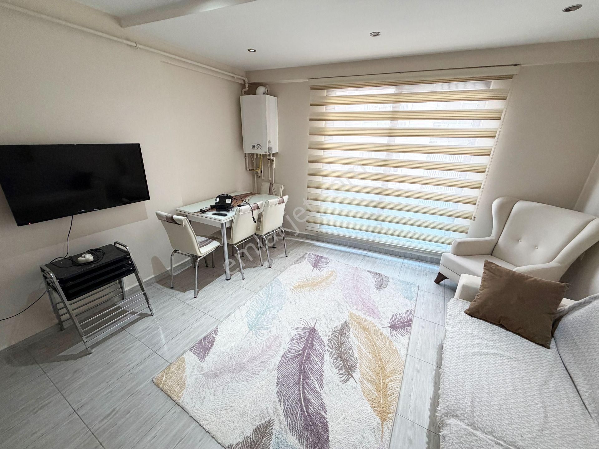 Atalar’da Arakat Klimalı Asansörlü 1+1 Full Eşyalı Daire - Görsel 3