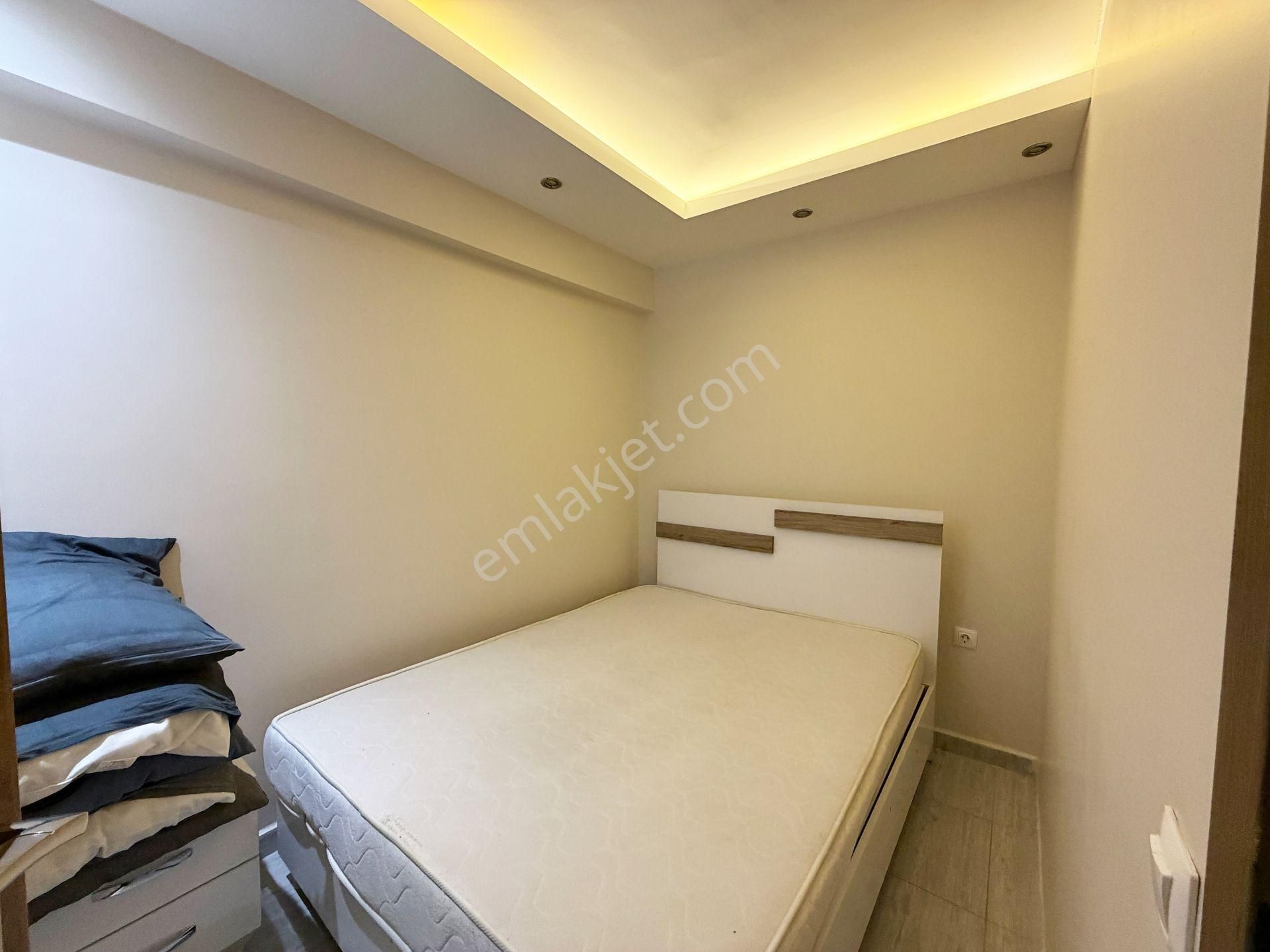 Atalar’da Arakat Klimalı Asansörlü 1+1 Full Eşyalı Daire - Görsel 8