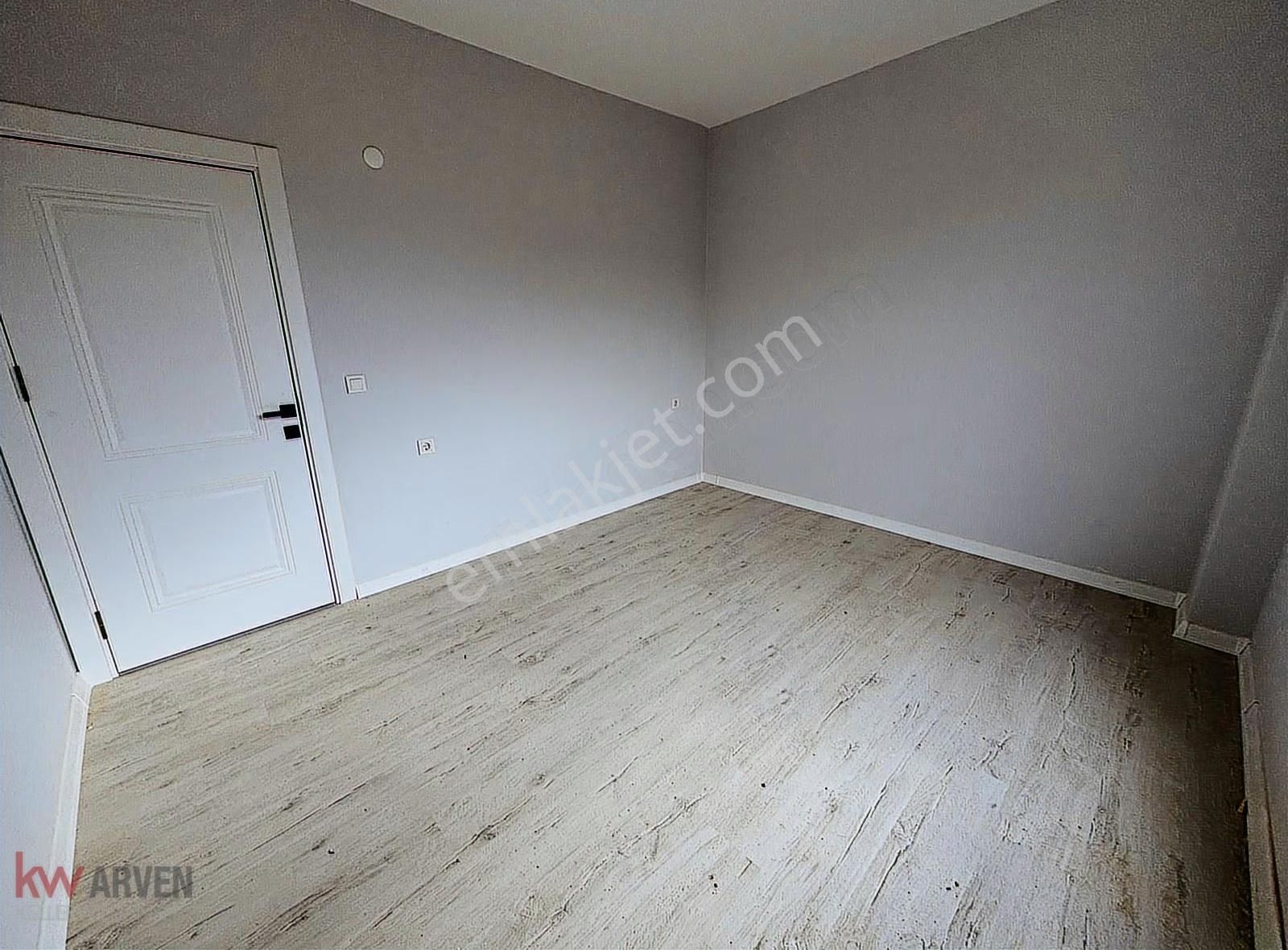 Başiskele Paşadağ Mah'de 60 M2 Bahçe Kullanımlı 3+1 Daire - Görsel 8