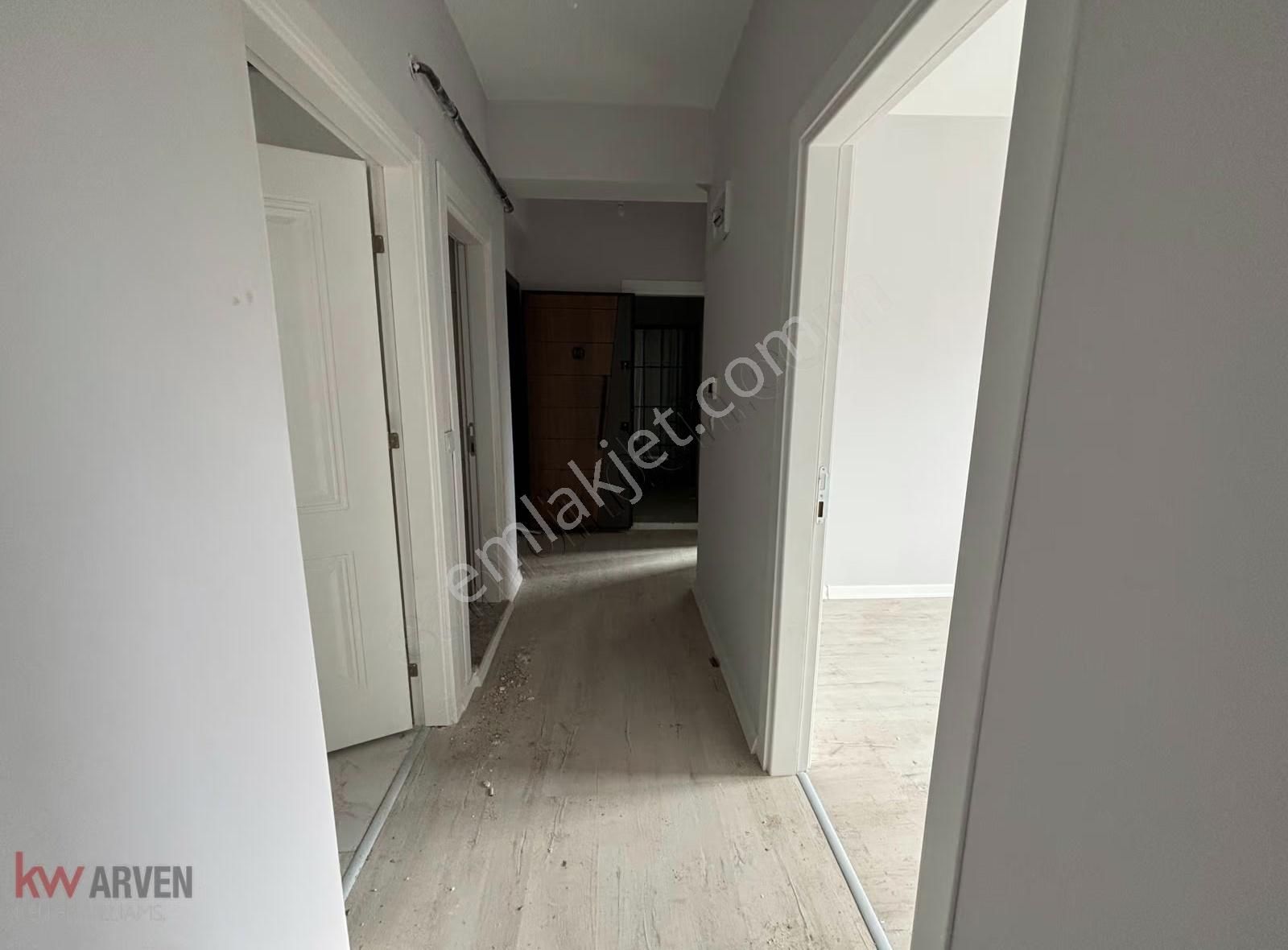 Başiskele Paşadağ Mah'de 60 M2 Bahçe Kullanımlı 3+1 Daire - Görsel 14