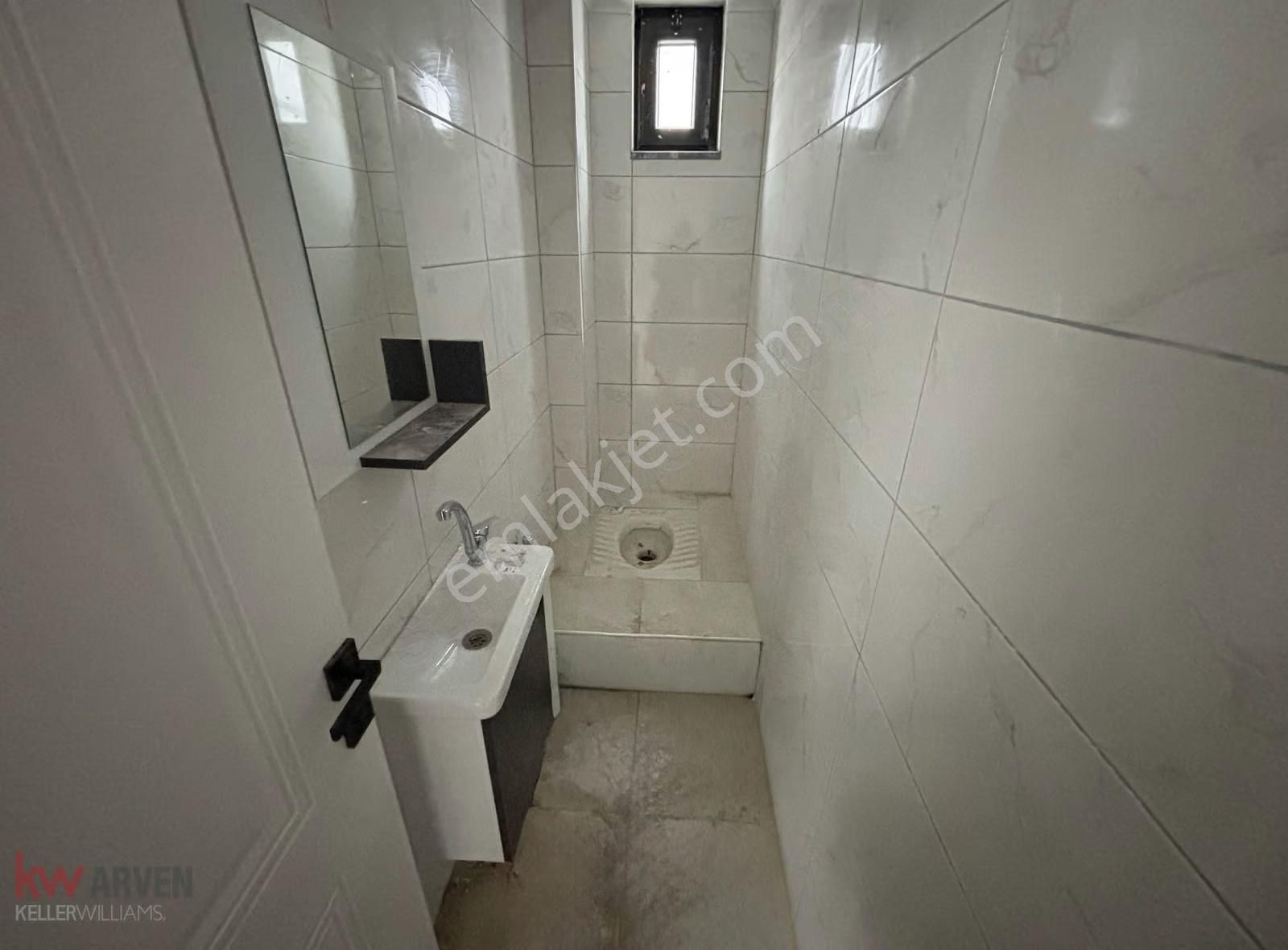 Başiskele Paşadağ Mah'de 60 M2 Bahçe Kullanımlı 3+1 Daire - Görsel 3