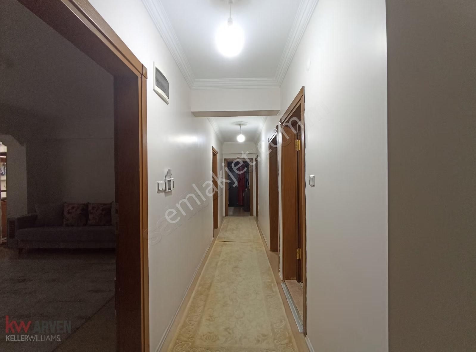 Serdar Mah 130 M2 Müstakil Tadın Da 3+1 Arakat