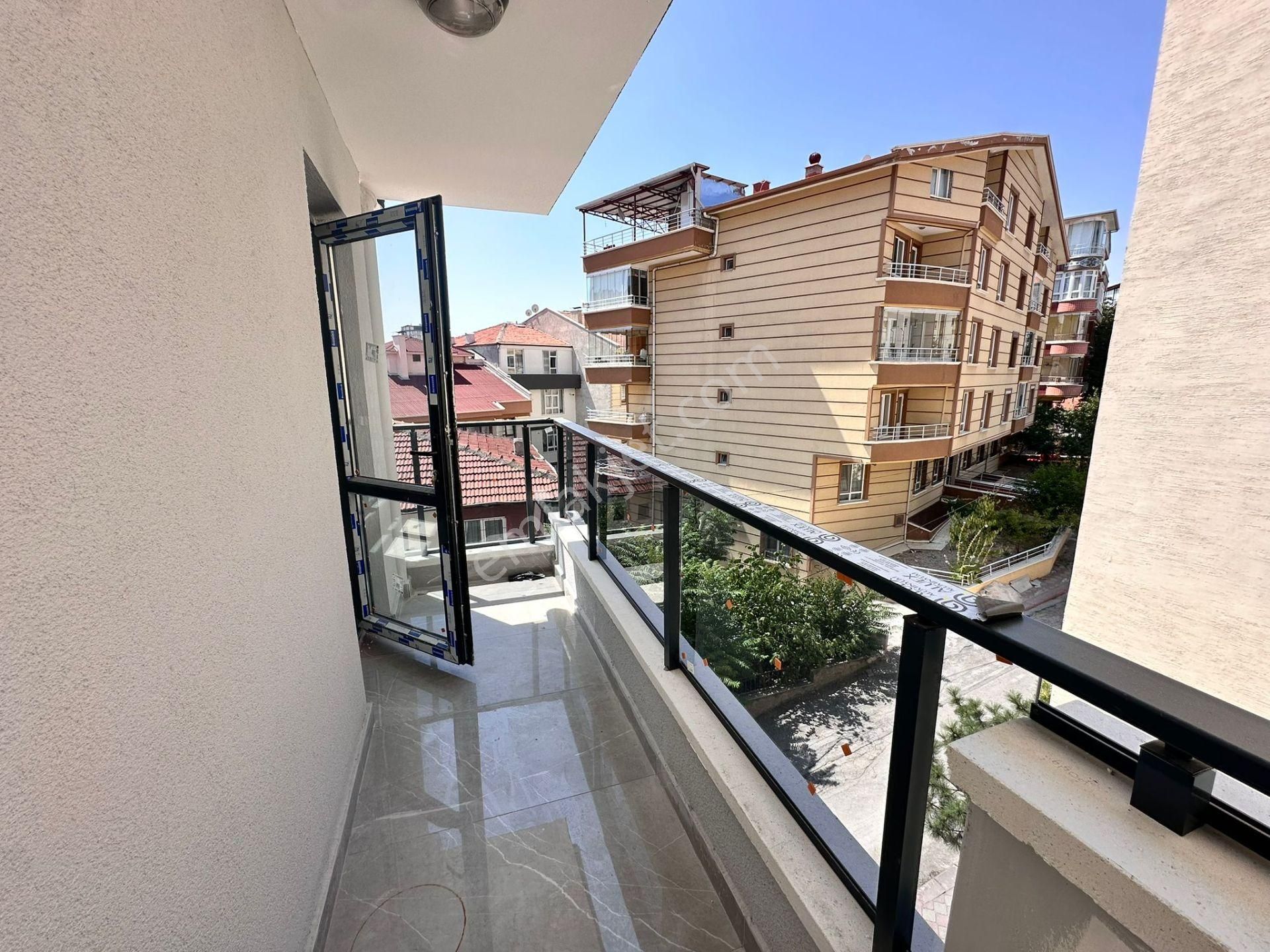 Vatan'dan Dutluk Merkez'de Metro Yakını 3. Kat Sıfır Bina İçerisinde Megalüks Satılık 3+1 - Görsel 11