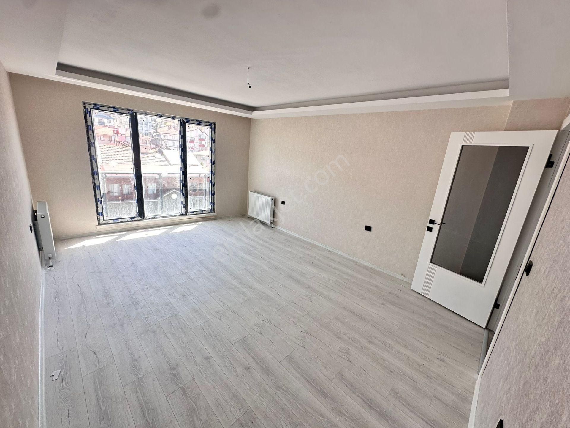 Vatan'dan Dutluk Merkez'de Metro Yakını 3. Kat Sıfır Bina İçerisinde Megalüks Satılık 3+1 - Görsel 14