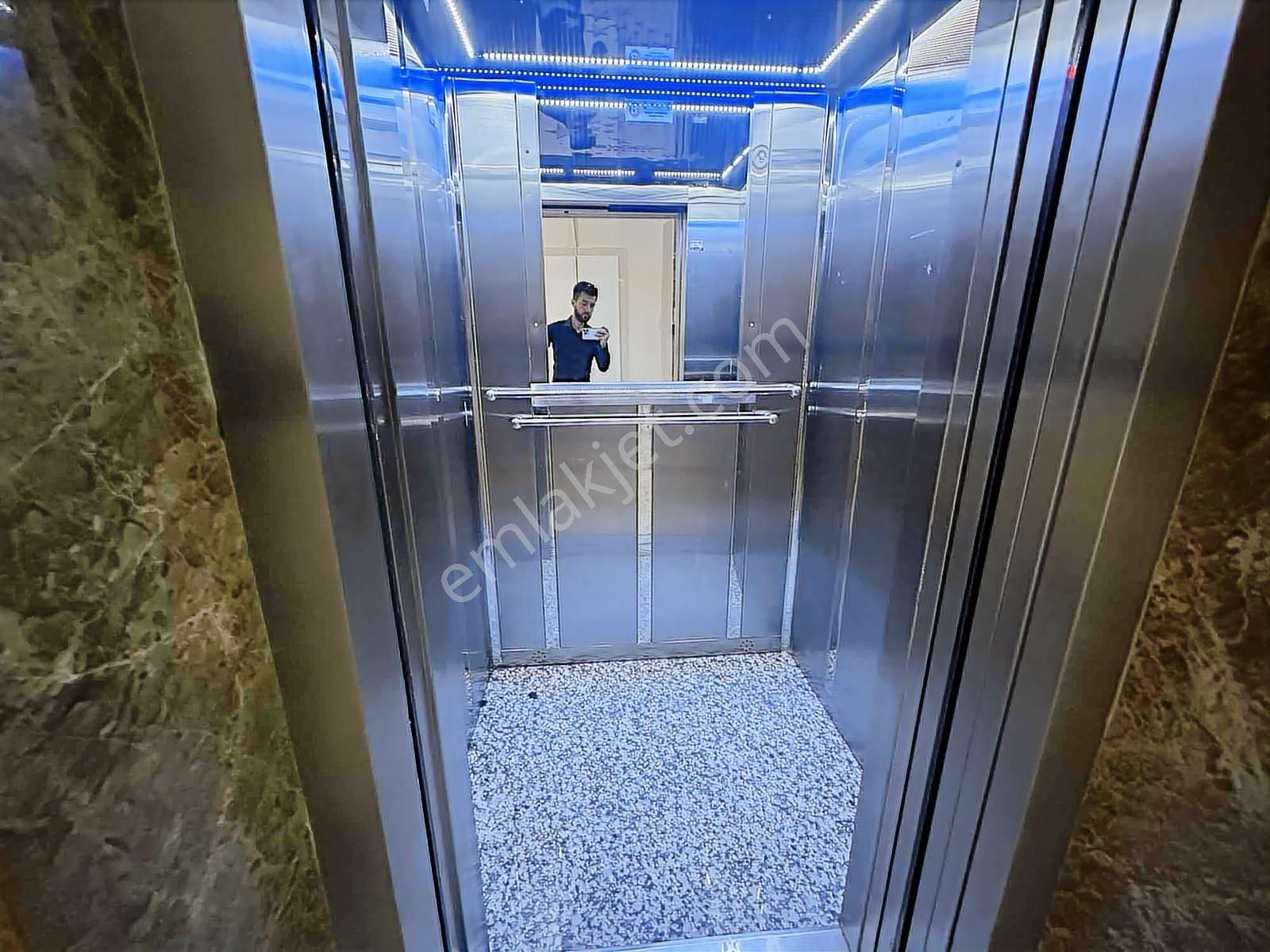 Enes Acur' Dan 1+1 Arakat Kiralık Daire ! - Görsel 8