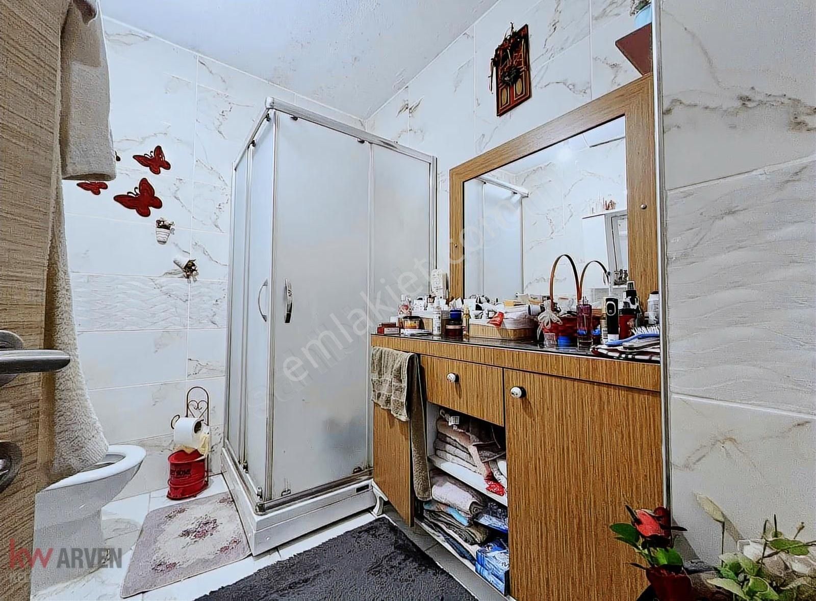 %80kredi İmkanlı Kavaklı Sahile Yakın Kapalı Otoparklı 2+1 Daire