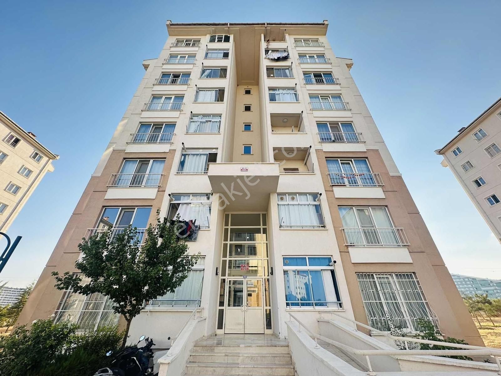 Enes Acur' Dan Maliye Toki' De 2+1 Bakımlı Son Kat Daire ! - Görsel 16