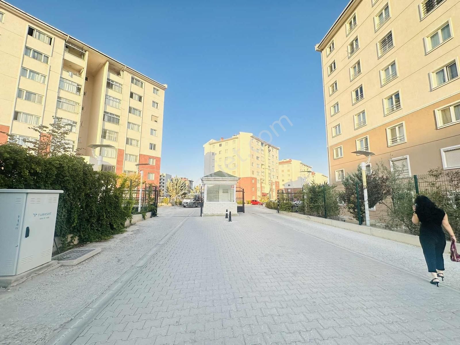 Enes Acur' Dan Maliye Toki' De 2+1 Bakımlı Son Kat Daire ! - Görsel 2