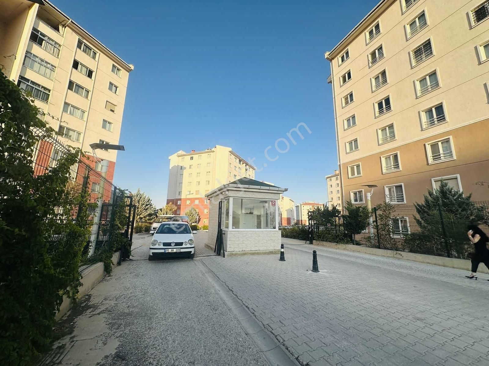 Enes Acur' Dan Maliye Toki' De 2+1 Bakımlı Son Kat Daire !