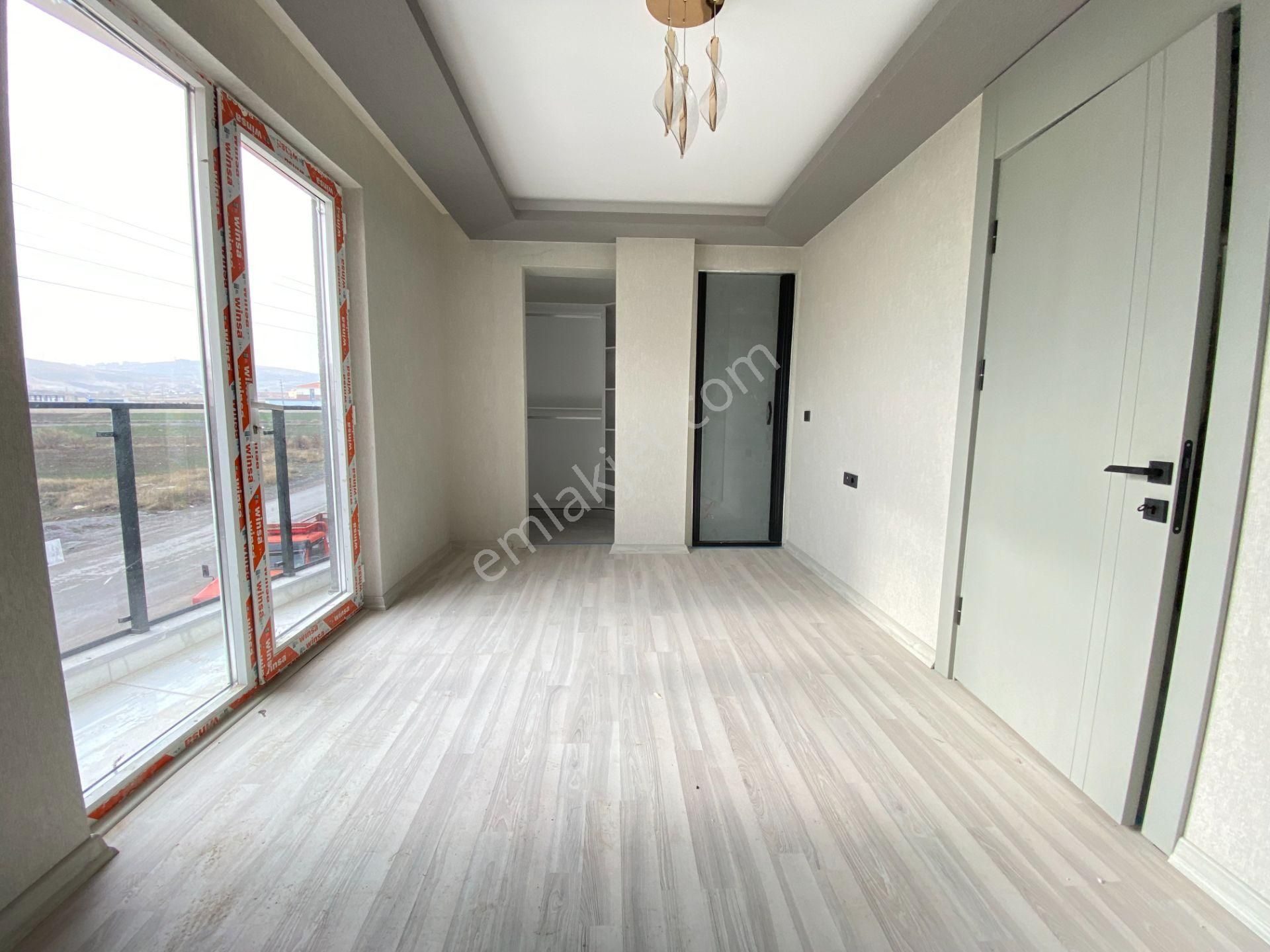 Gökçe Emlak'tan Sıfır Yapı Ara Kat Güney Cephe 2+1 Lüx Daire - Görsel 10