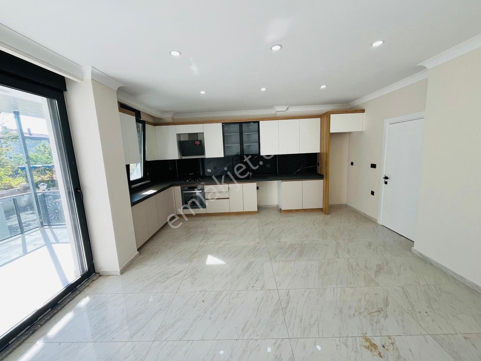 Parstan Gürede Denize 100 M Mesafede Geniş Teraslı 3+1 Villa - Görsel 20