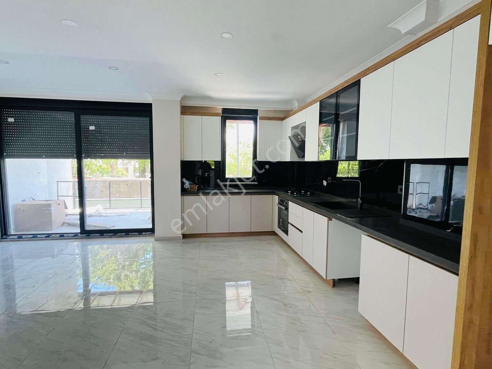 Parstan Gürede Denize 100 M Mesafede Geniş Teraslı 3+1 Villa - Görsel 26