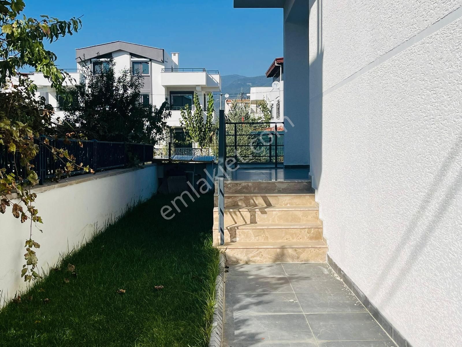 Parstan Gürede Denize 100 M Mesafede Geniş Teraslı 3+1 Villa - Görsel 6