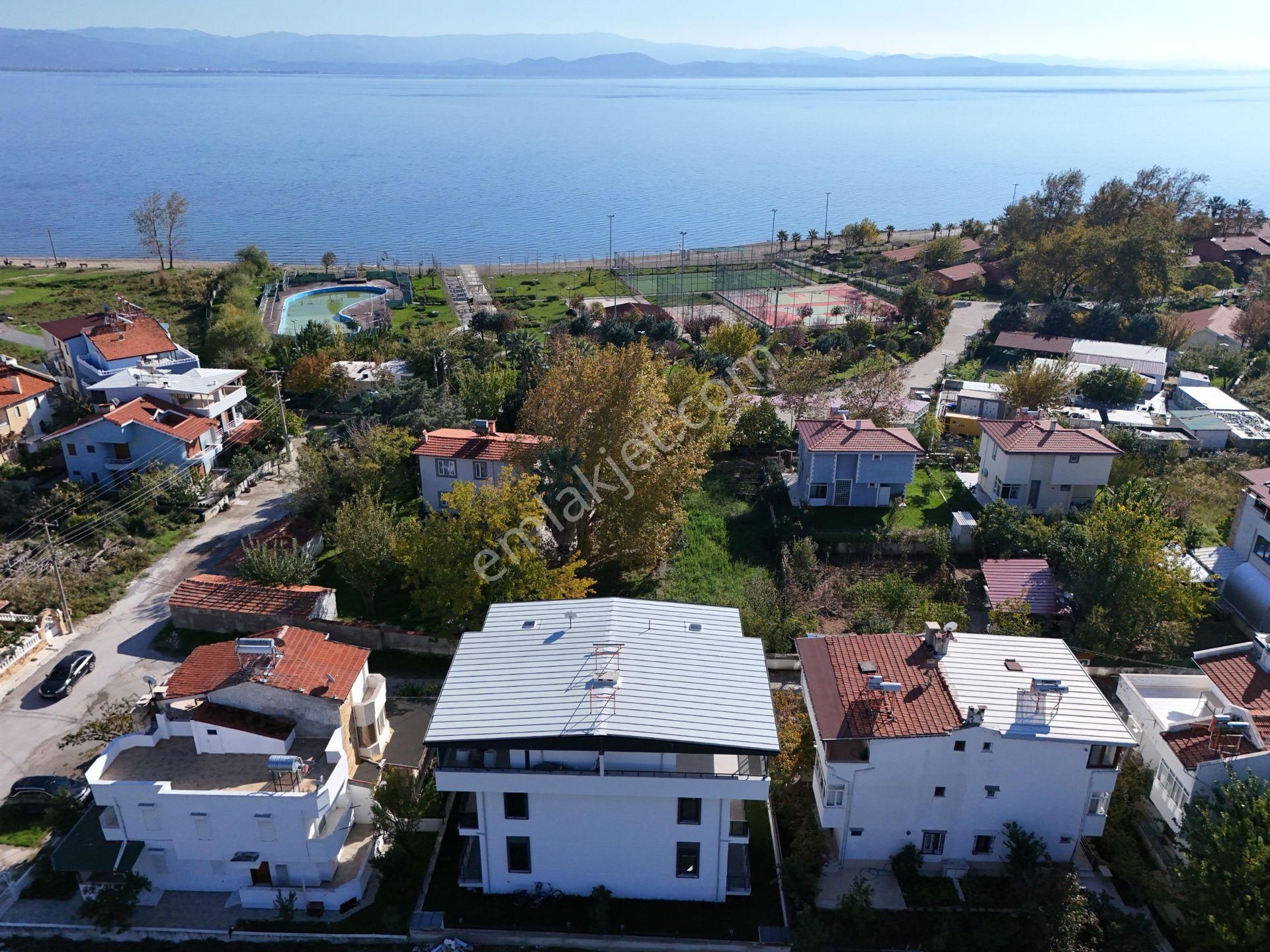 Parstan Gürede Denize 100 M Mesafede Geniş Teraslı 3+1 Villa - Görsel 9