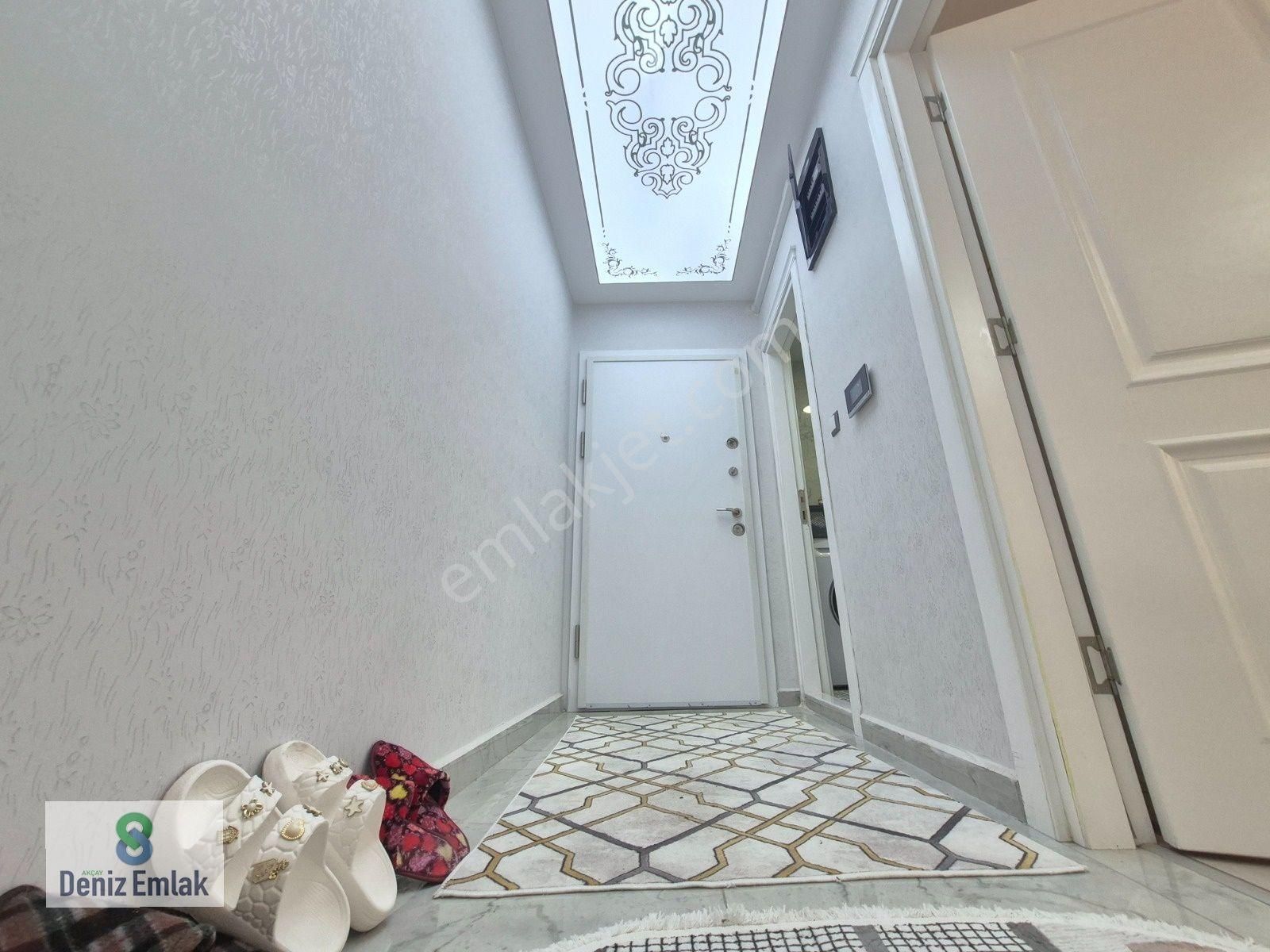 Denizden Akçayda Asansörlü Doğalgazlı Yeni Binada Satılık 1+1 Daire. - Görsel 35