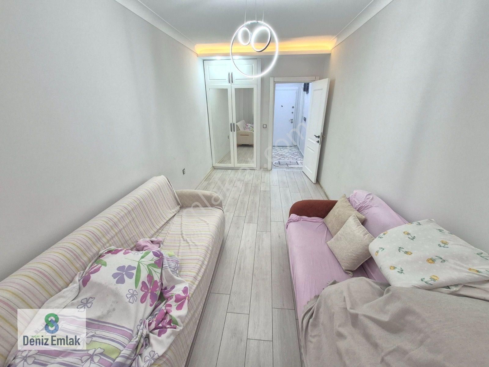 Denizden Akçayda Asansörlü Doğalgazlı Yeni Binada Satılık 1+1 Daire. - Görsel 34