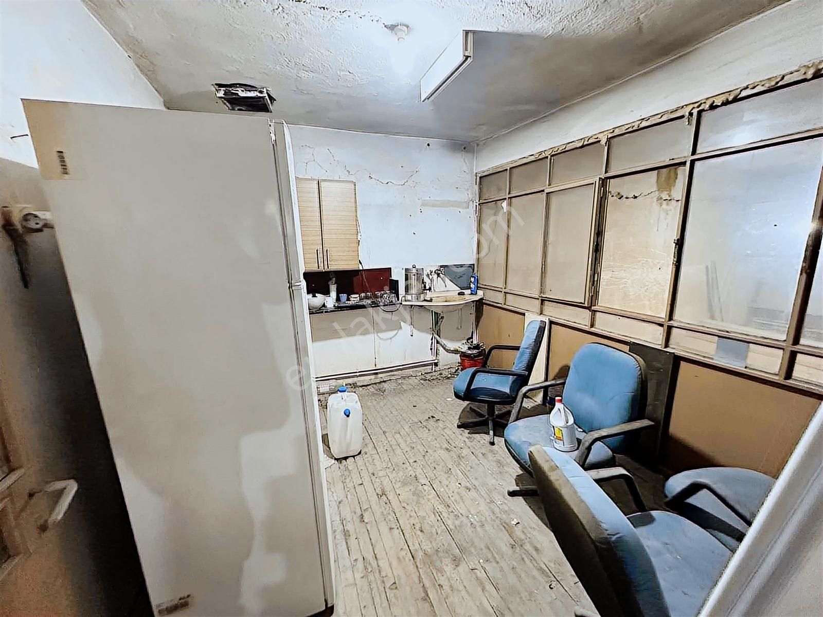Enes Acur'dan Demirciler' De 180 M2 Lik Kiracılı Dükkan - Görsel 14
