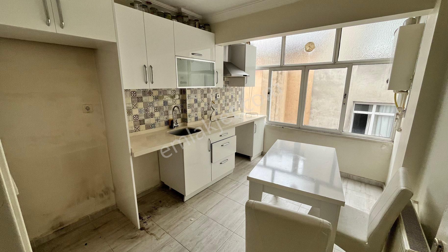 Birlik Mah Kat 3 Kiralık 1+1 Dayre Serdar Emlak Tan