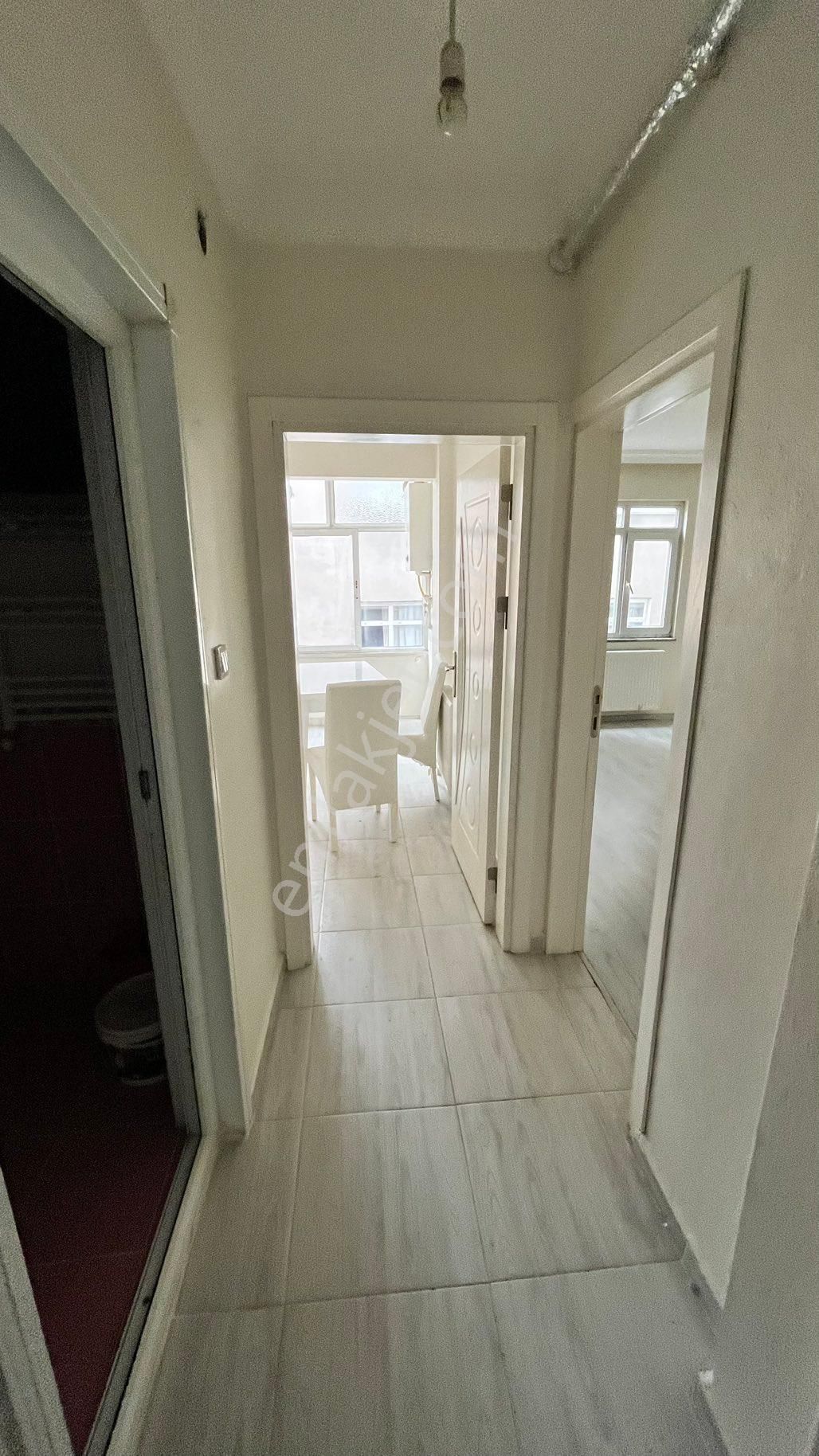 Birlik Mah Kat 3 Kiralık 1+1 Dayre Serdar Emlak Tan - Görsel 6