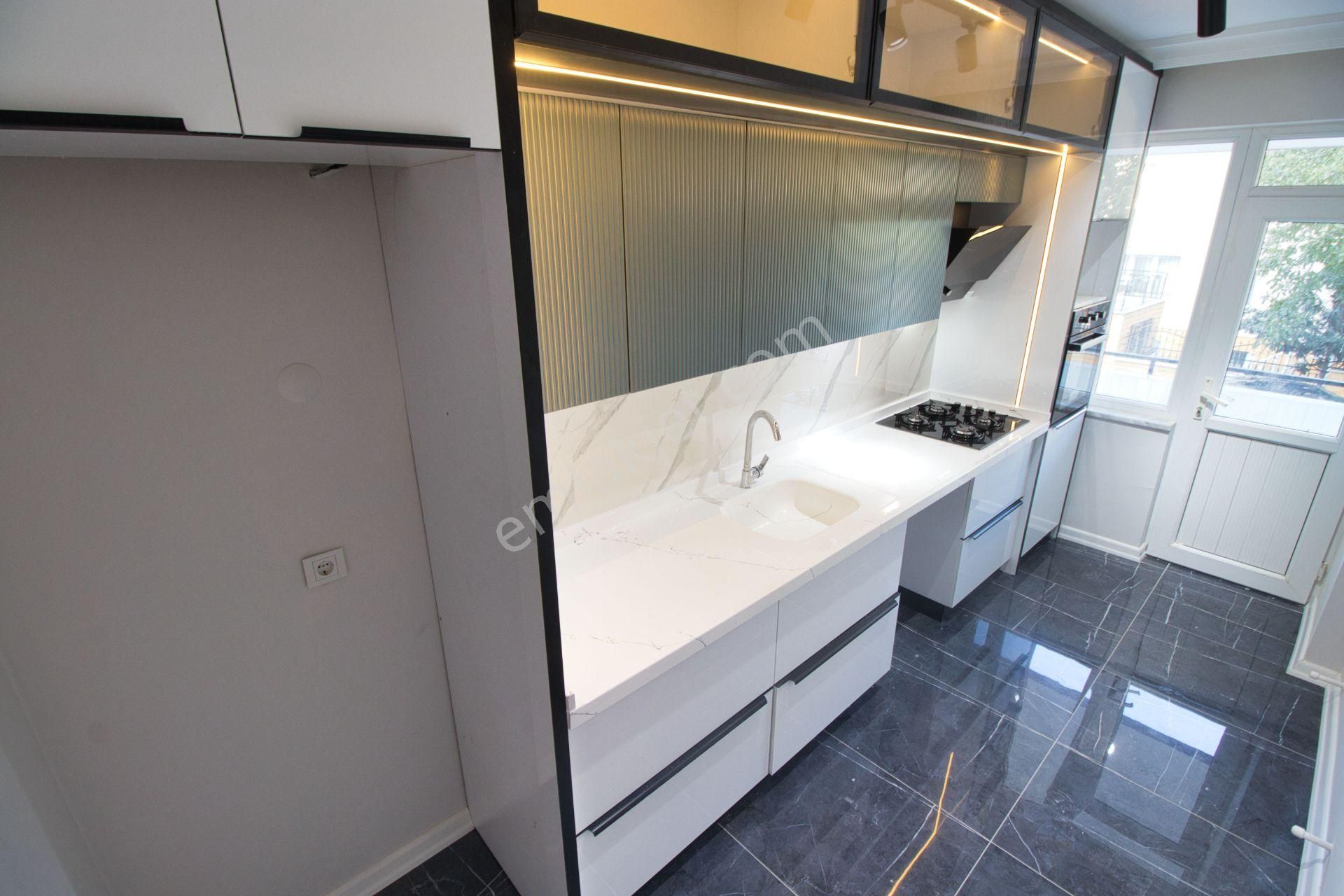 🛑🛑aktif'ten Akçay'da Satılık Tasarım Harikası Arakat Ön Cephe Barbekülü 2+1daire - Görsel 2